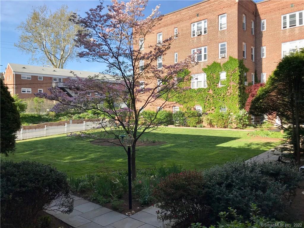 70 Strawberry Hill Avenue 5-1B