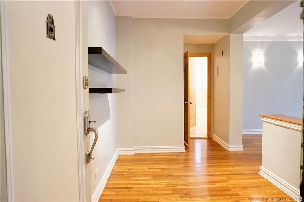 70 Strawberry Hill Avenue 5-1B