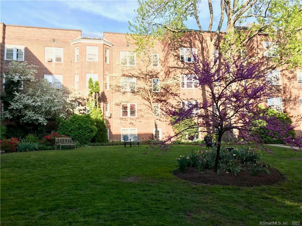 70 Strawberry Hill Avenue 5-1B
