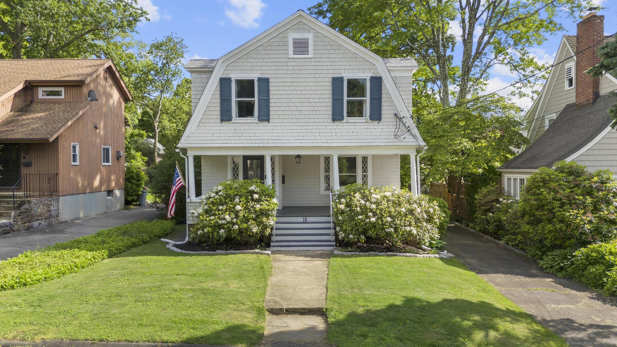 18 Roosevelt Street