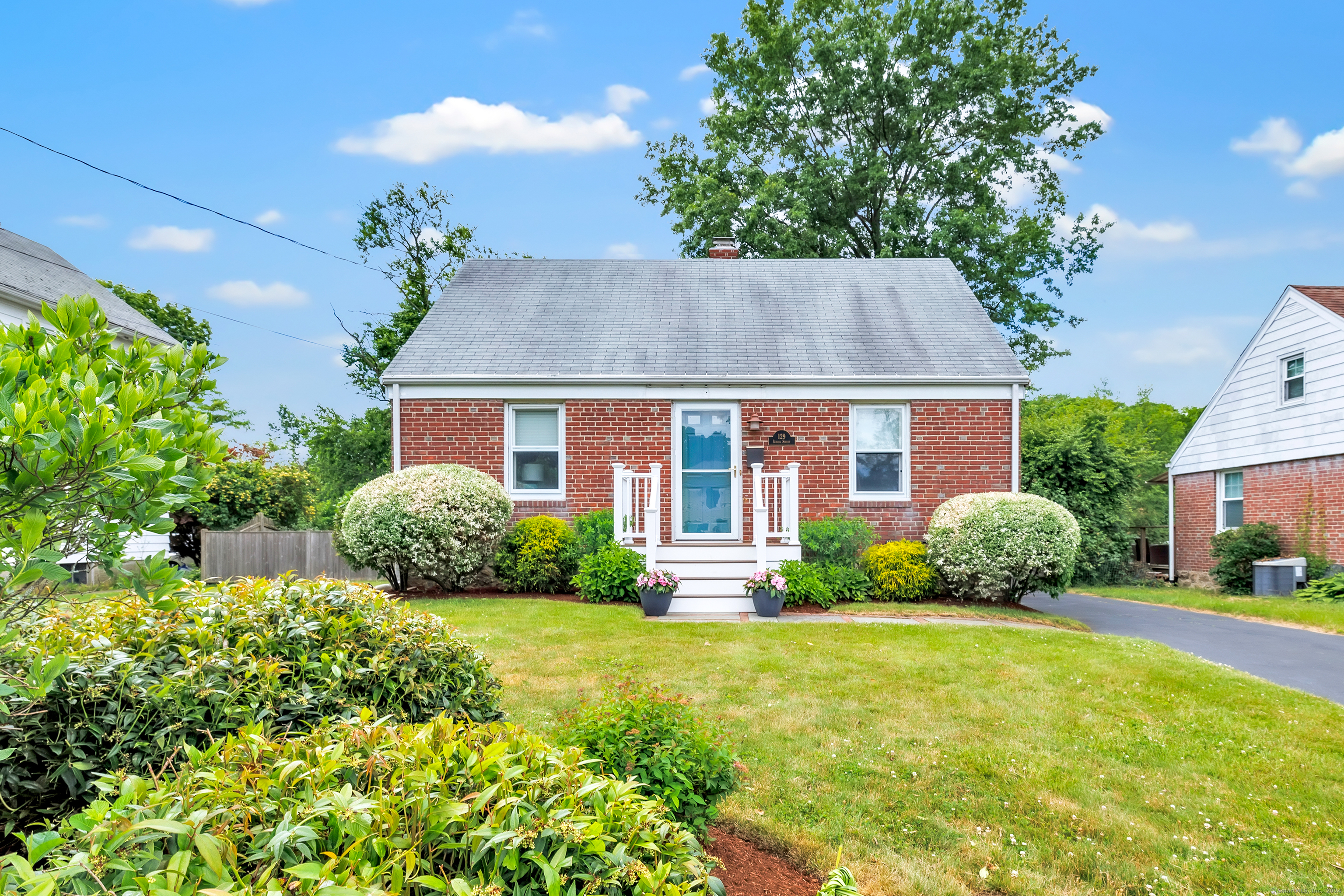 129 School Street