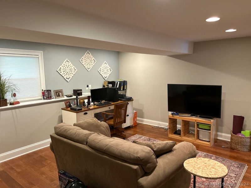 4 Deepwood Circle