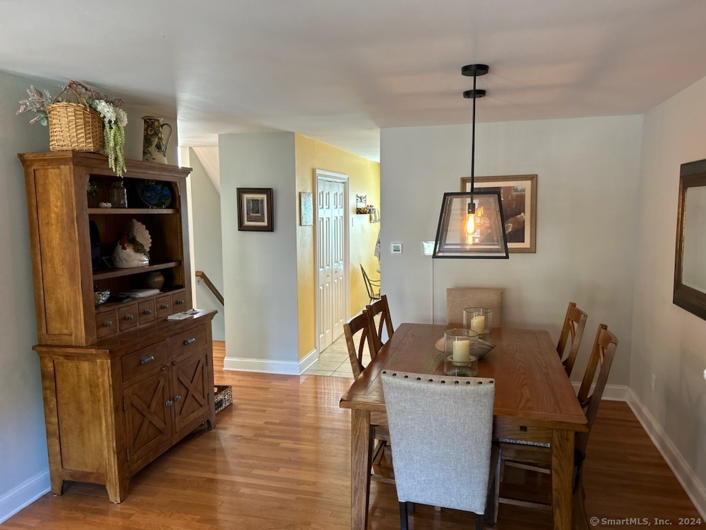 4 Deepwood Circle