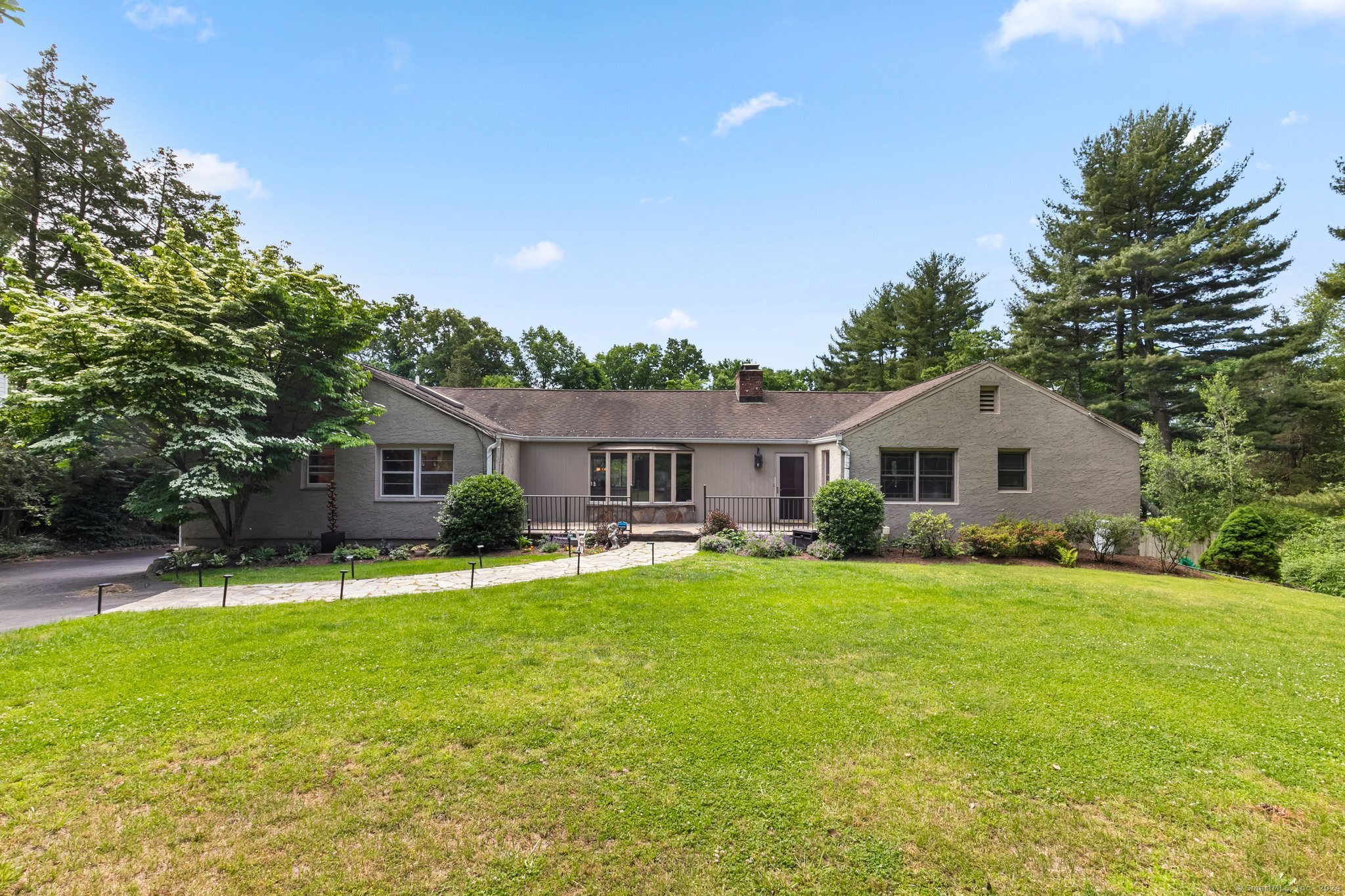 121 Parry Road