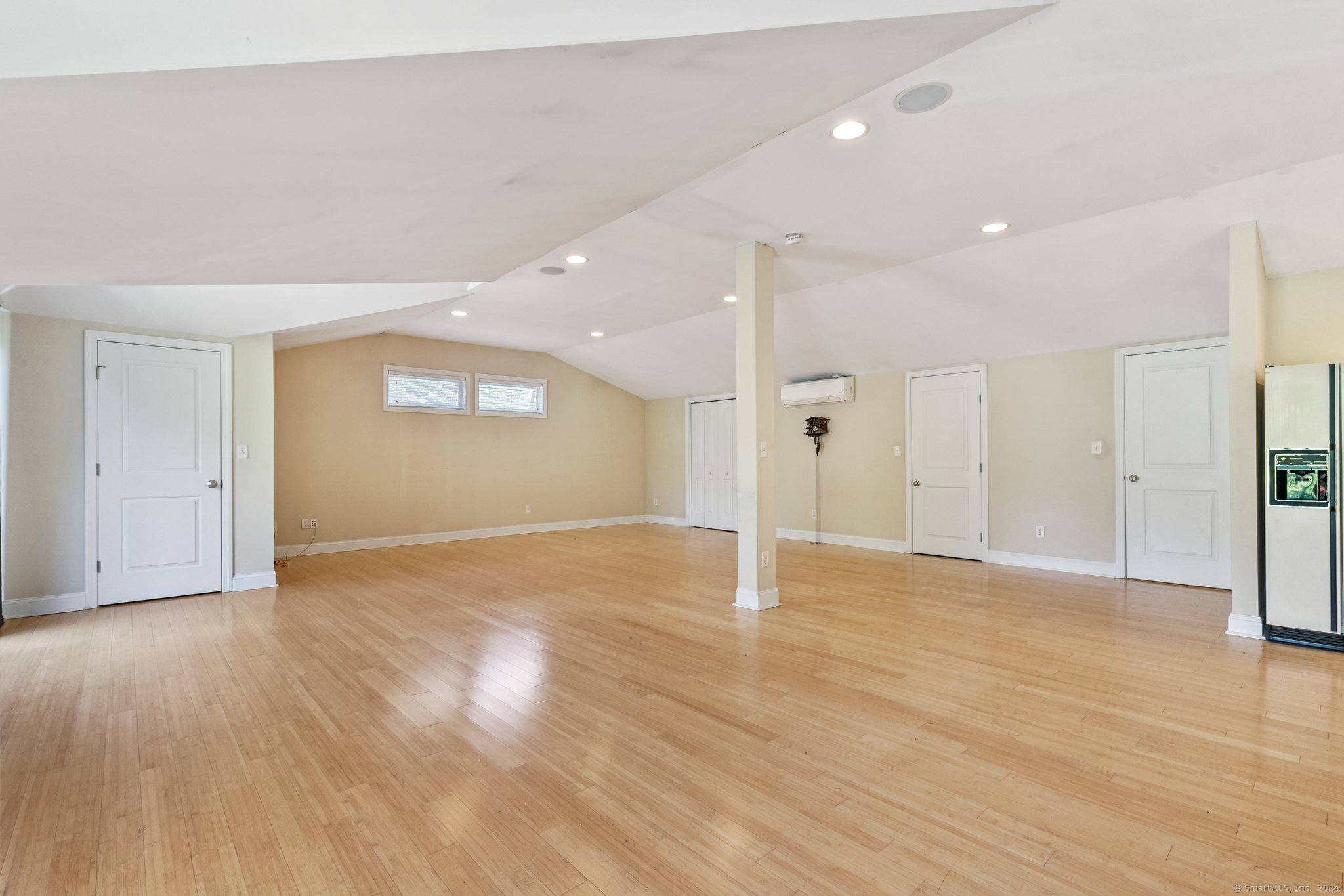 121 Parry Road