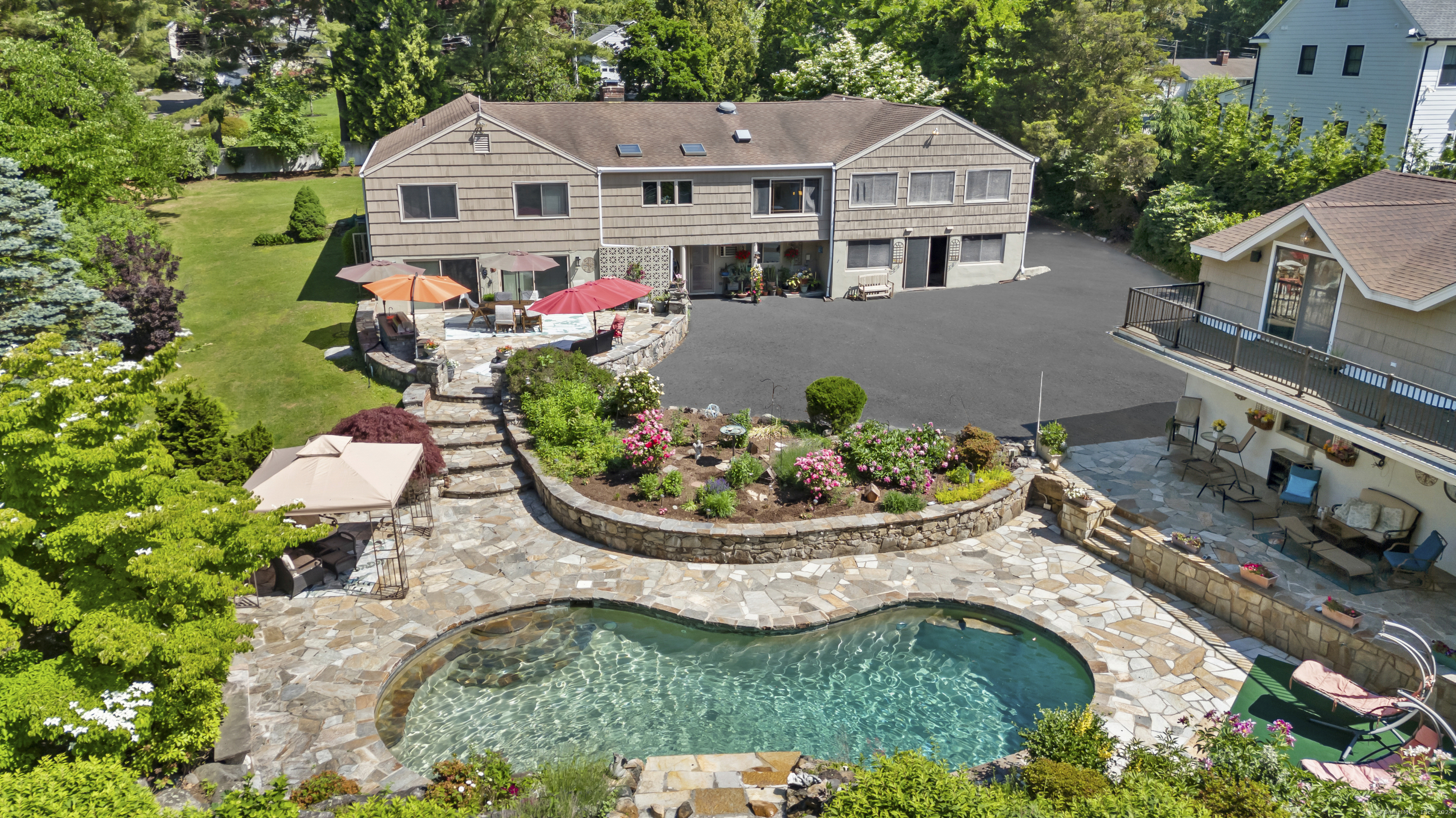 121 Parry Road