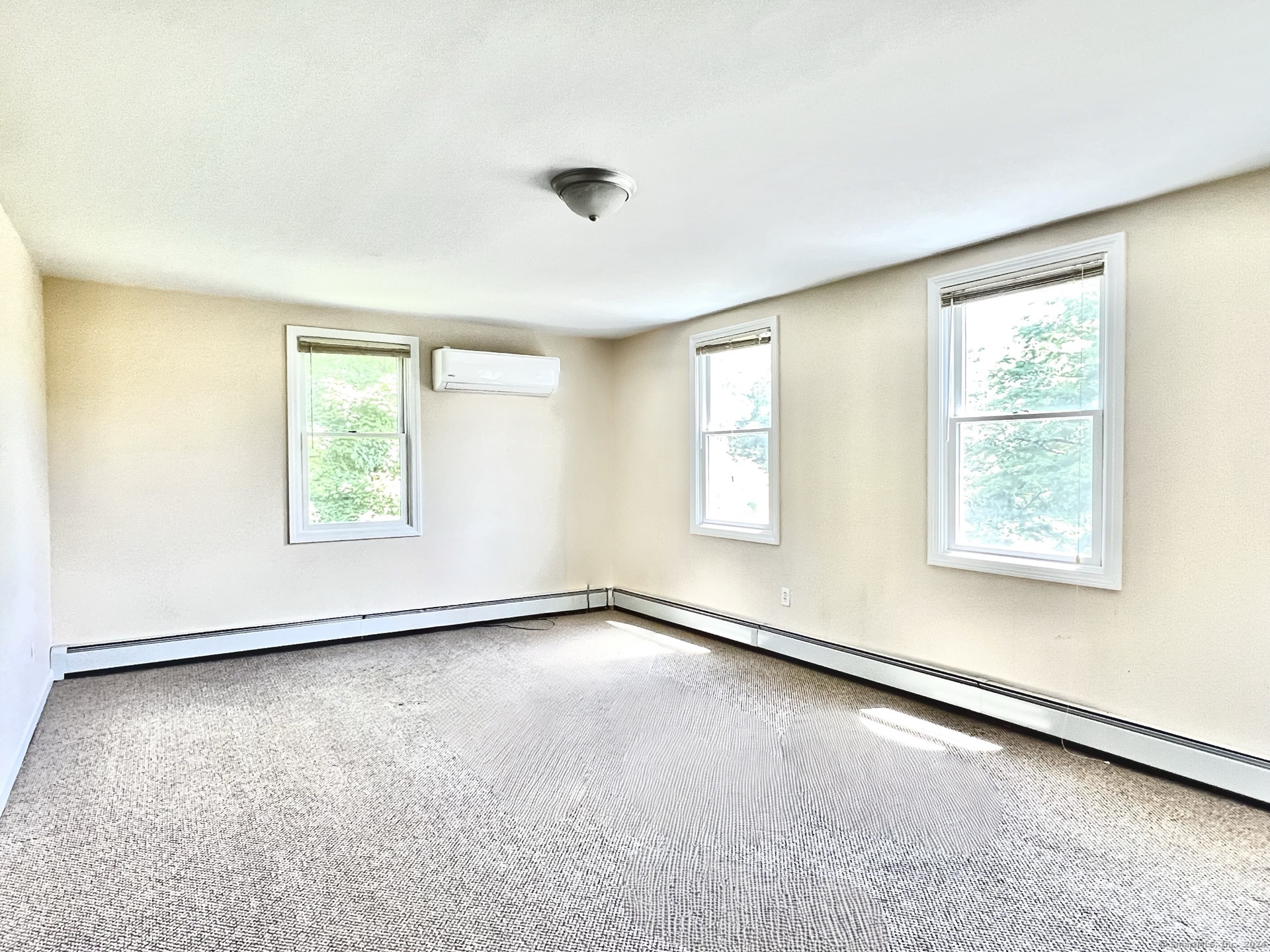422 West River Road 2nd Floor