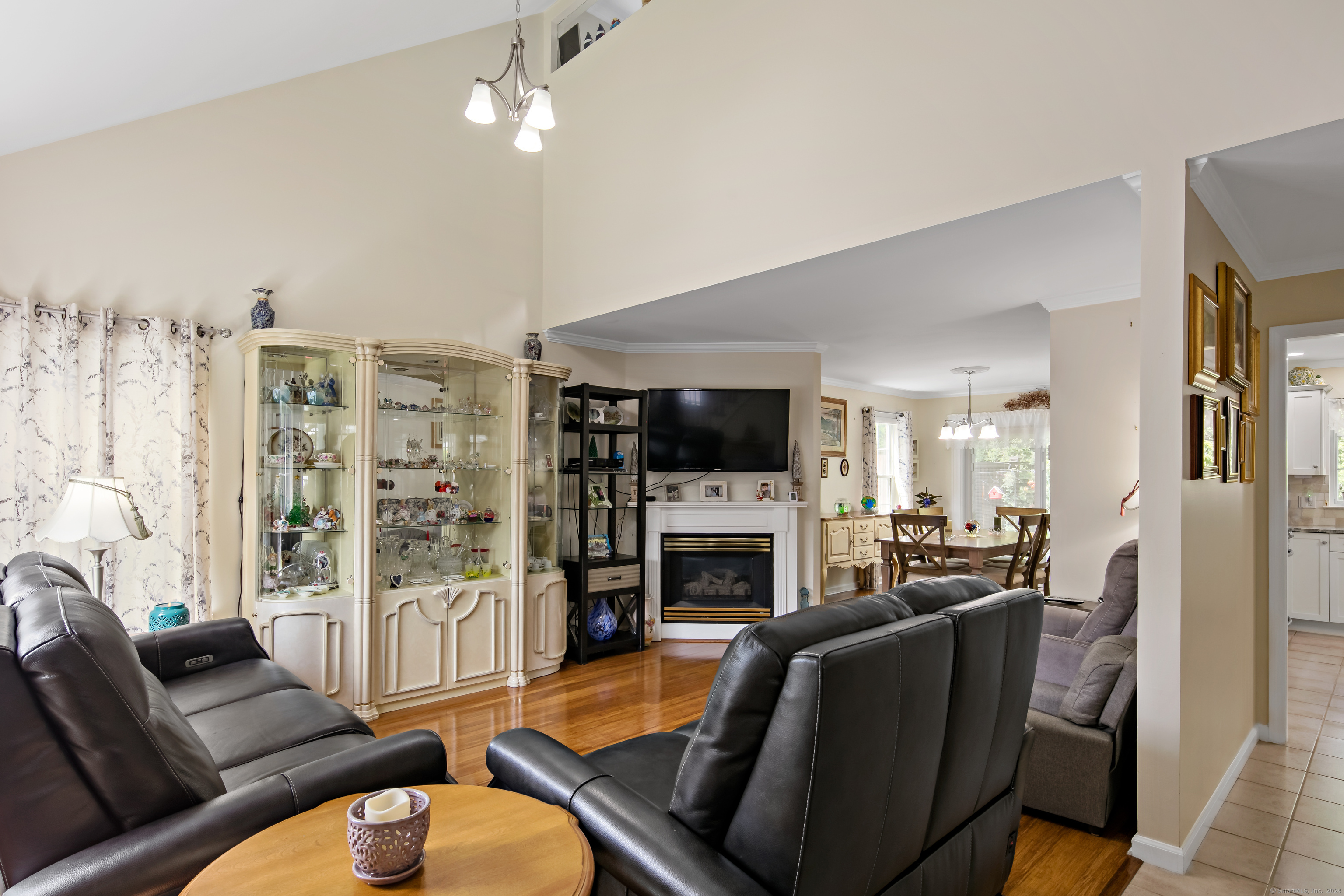 40 Oenoke Place APT 1