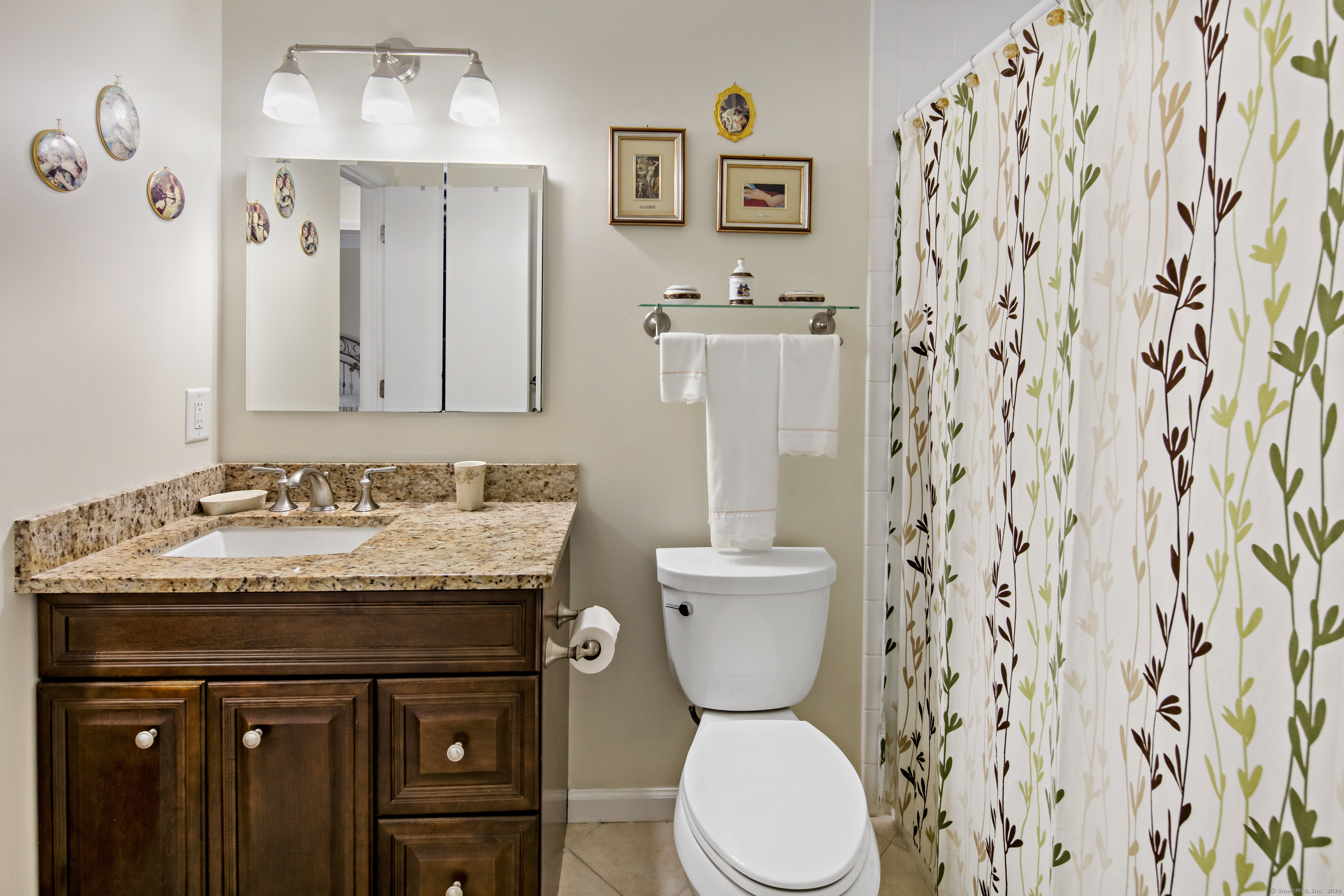 40 Oenoke Place APT 1