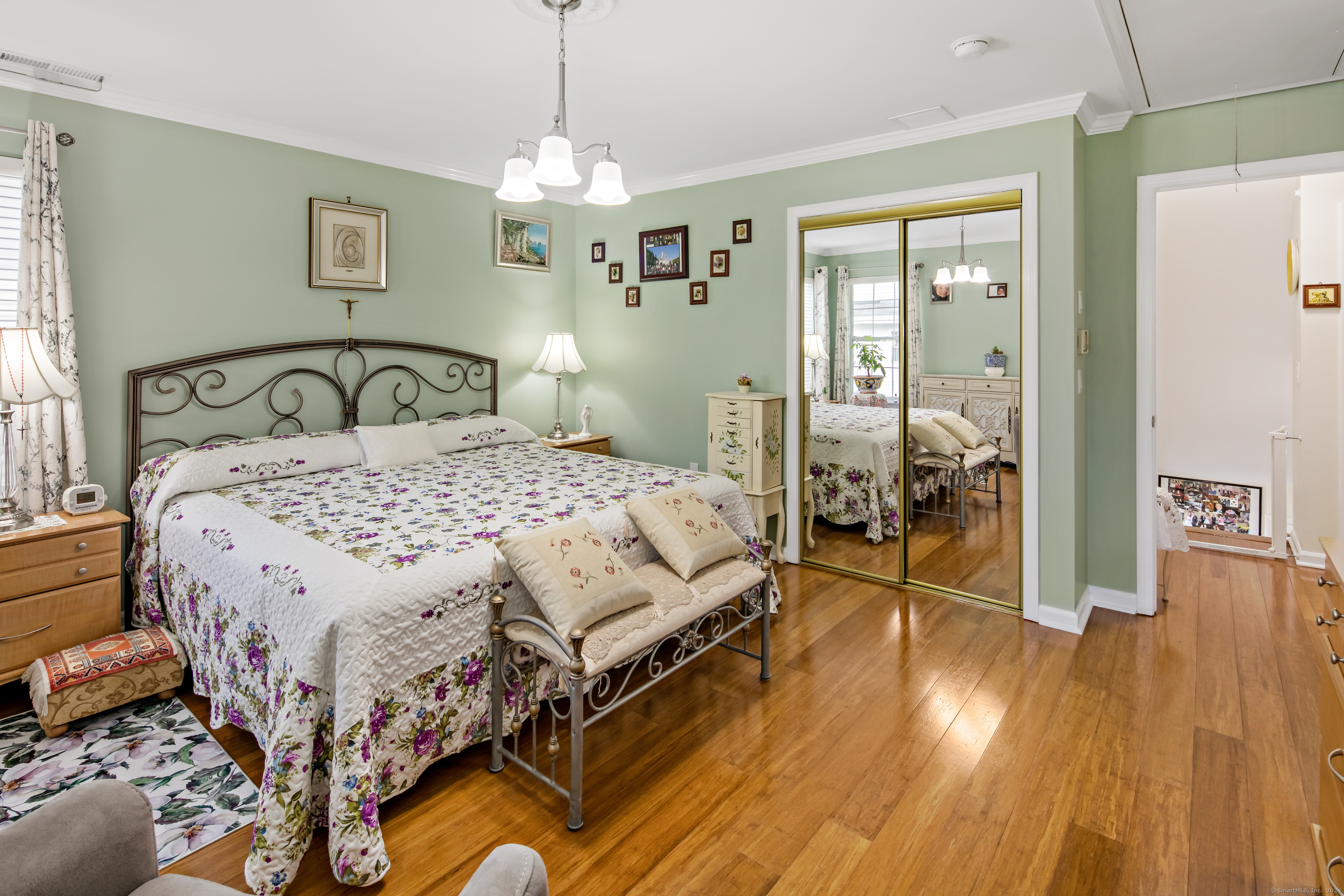 40 Oenoke Place APT 1
