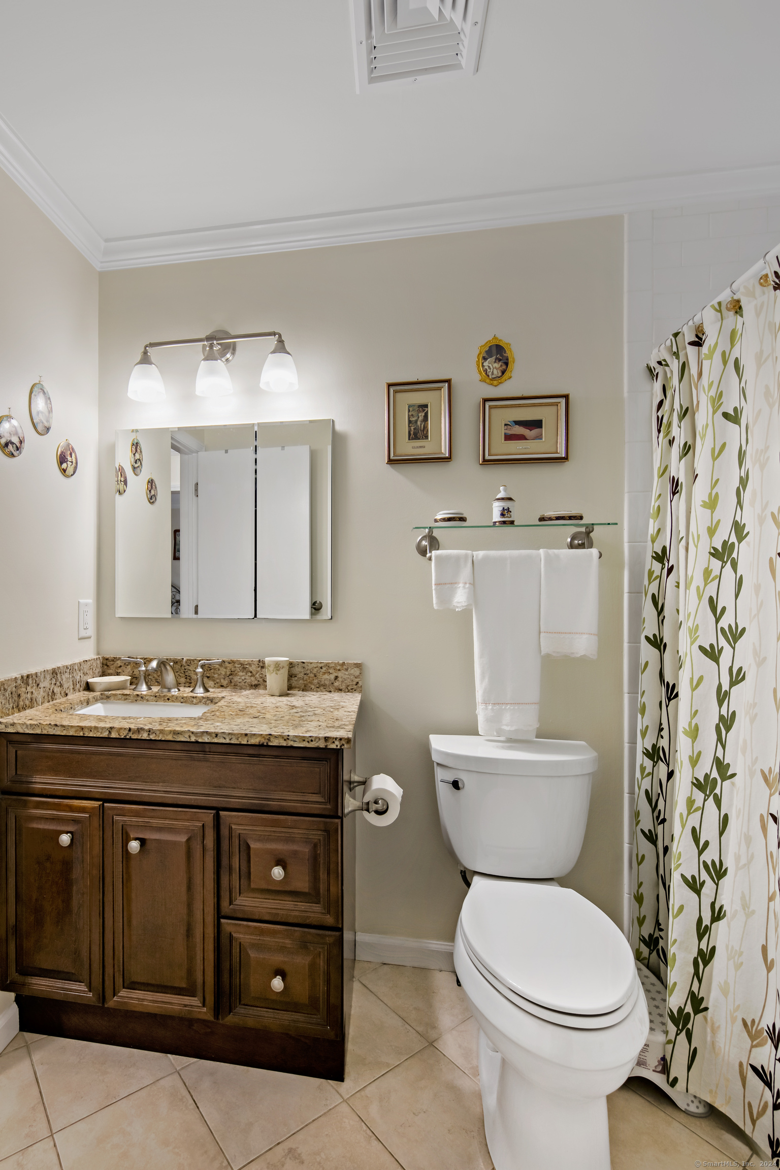40 Oenoke Place APT 1