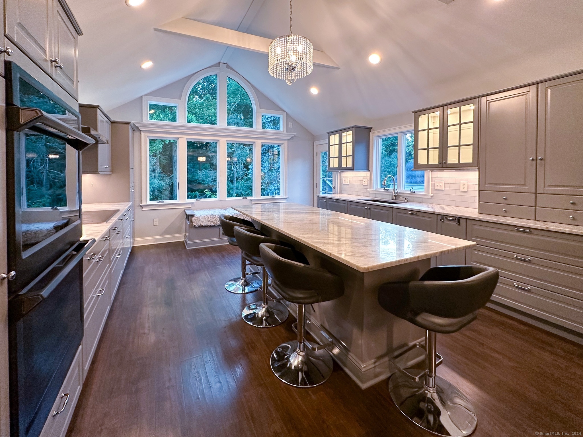 279 Figlar Avenue