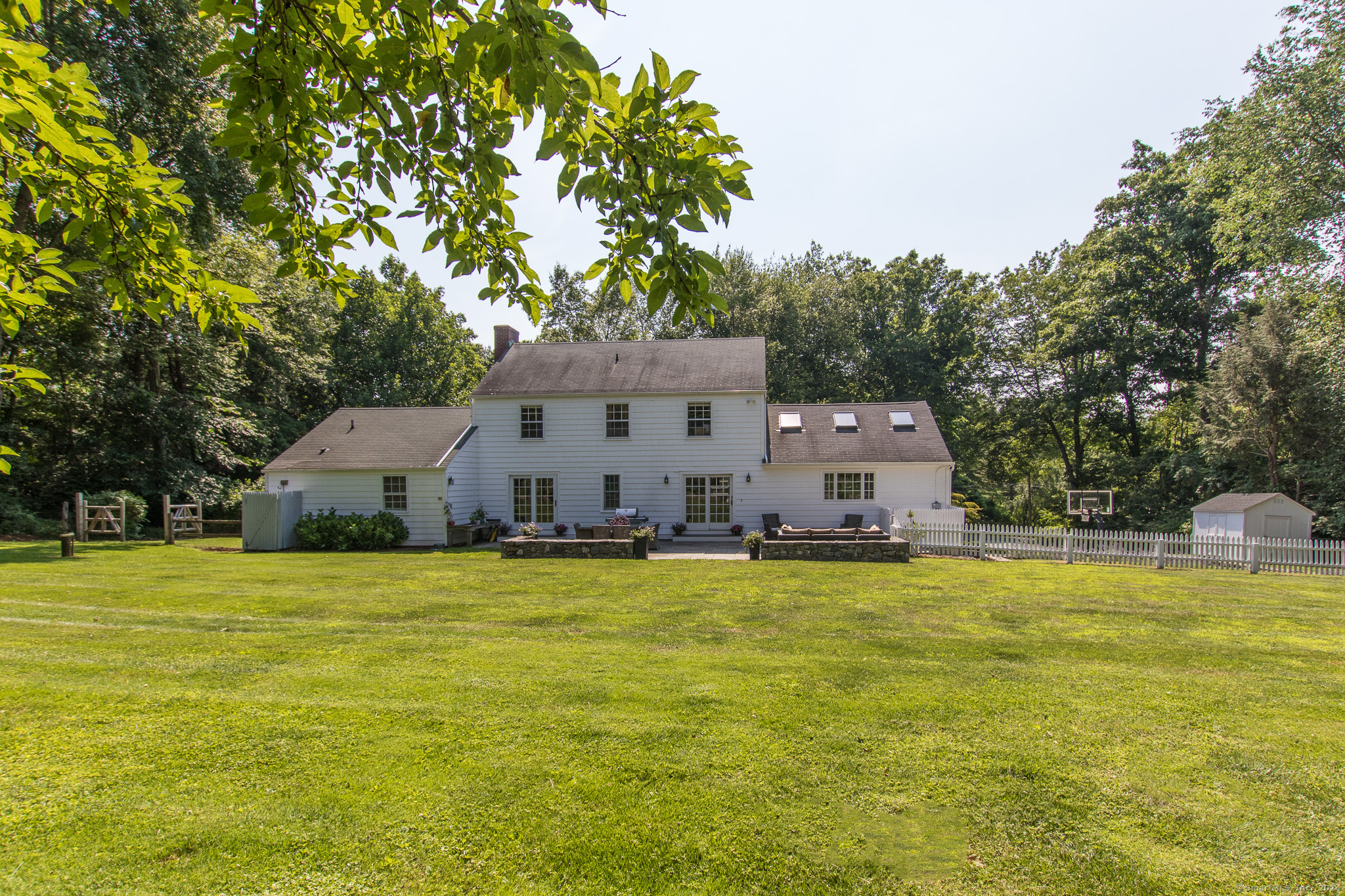 8 Little Brook Road