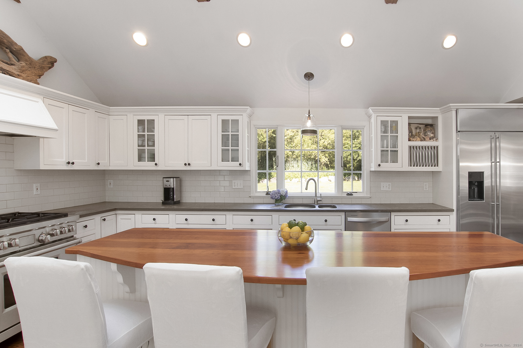8 Little Brook Road
