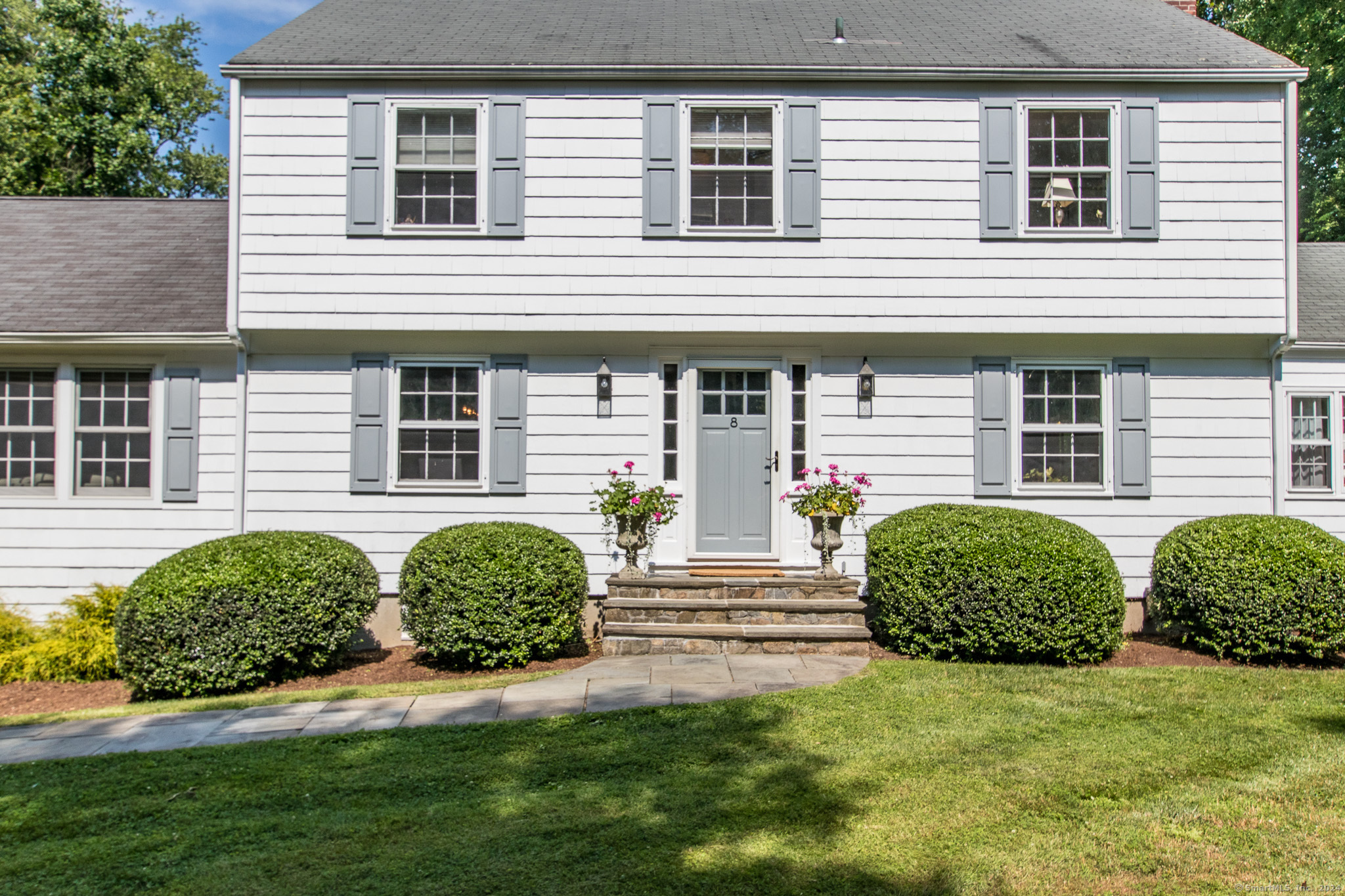 8 Little Brook Road