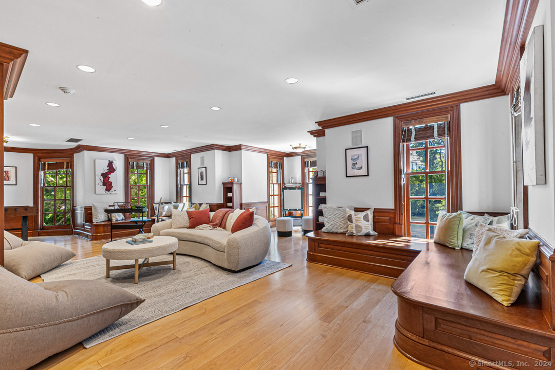 640 Sasco Hill Road