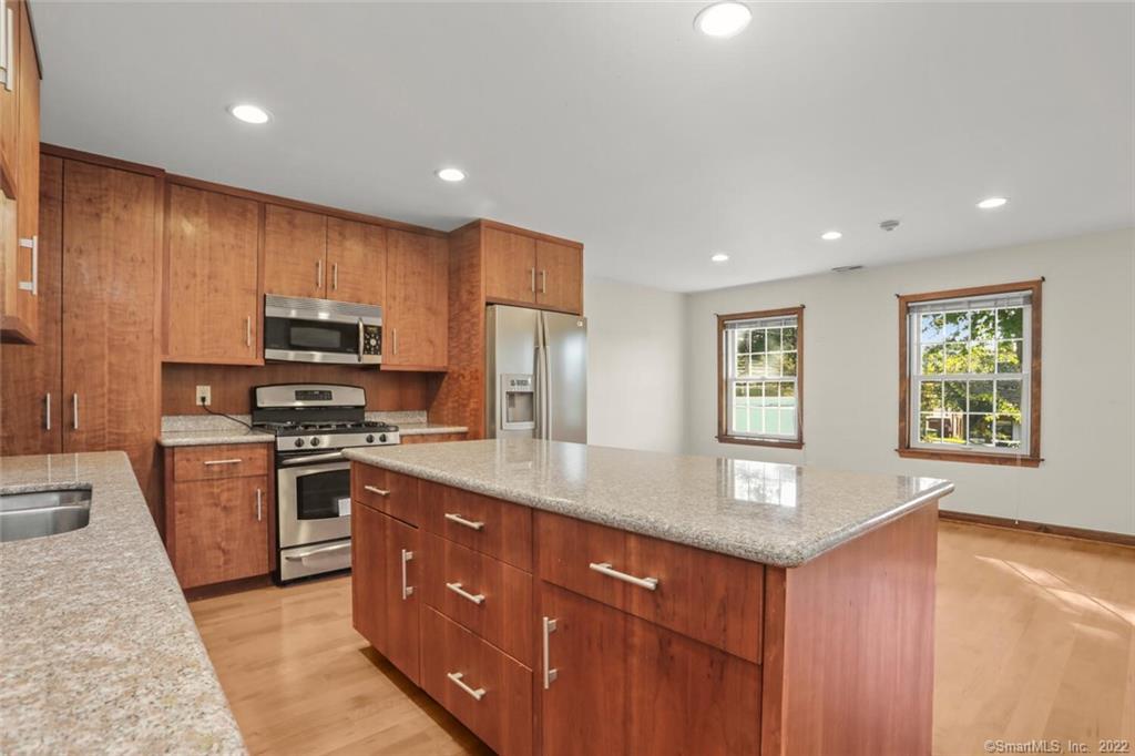 433 Boston Post Road