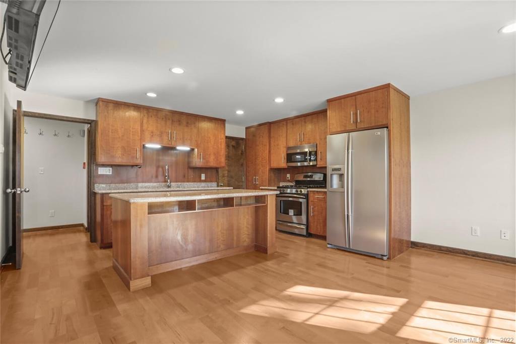 433 Boston Post Road