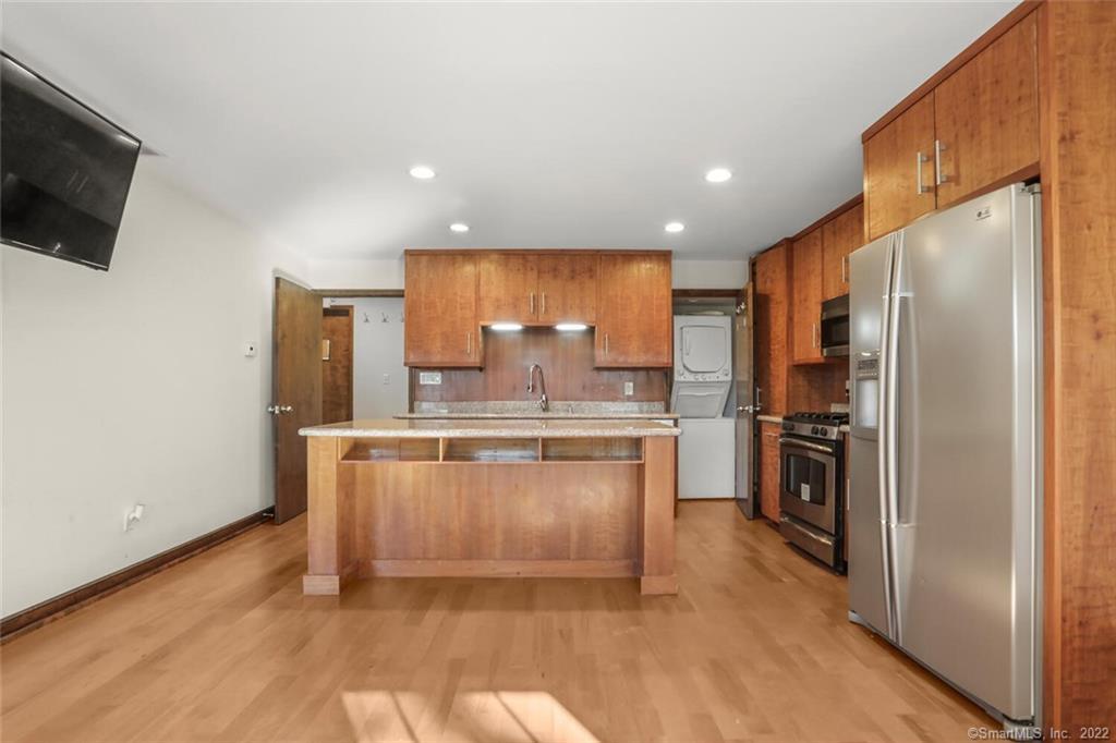 433 Boston Post Road