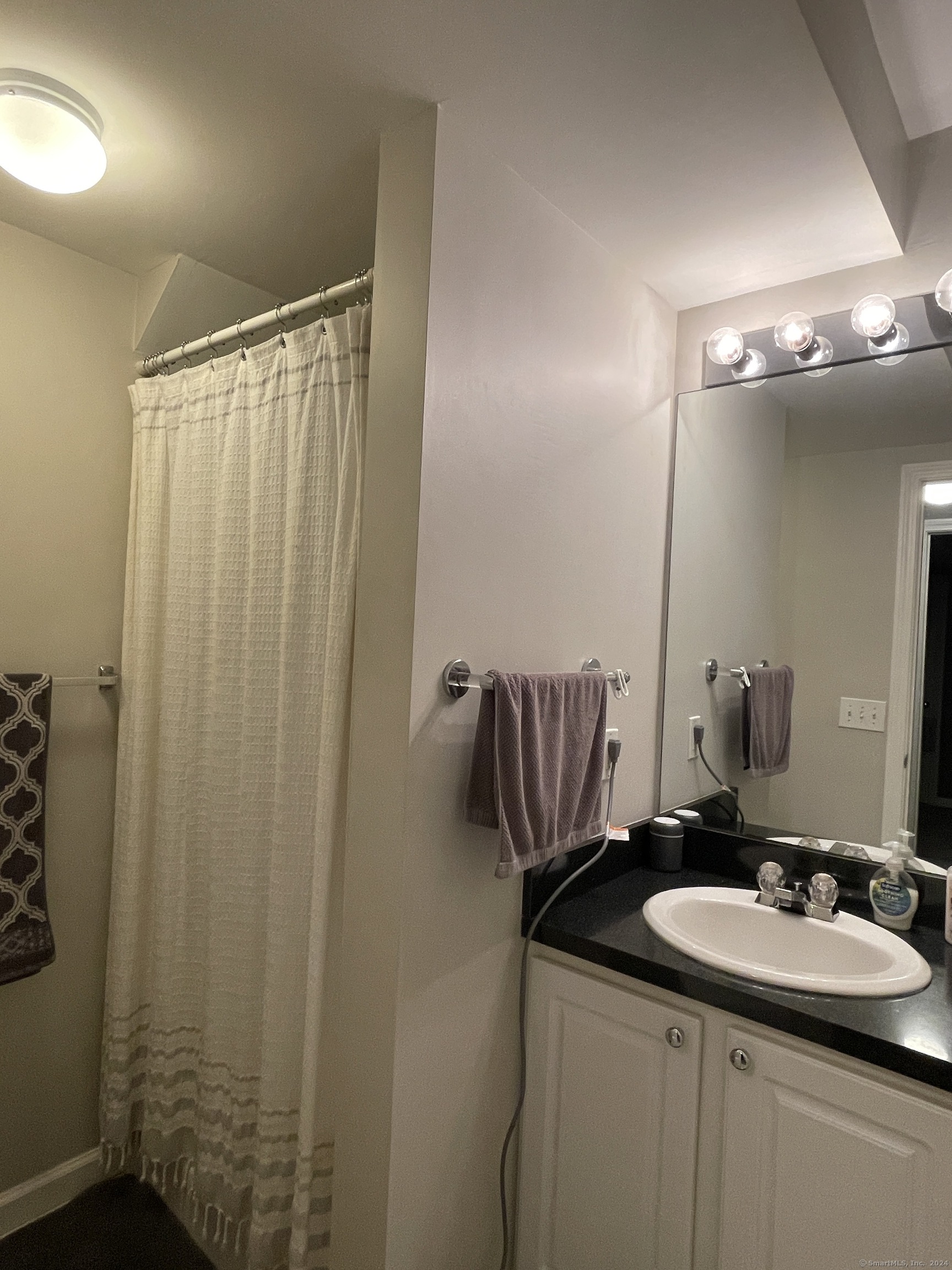 56 Pembroke Road APT 6