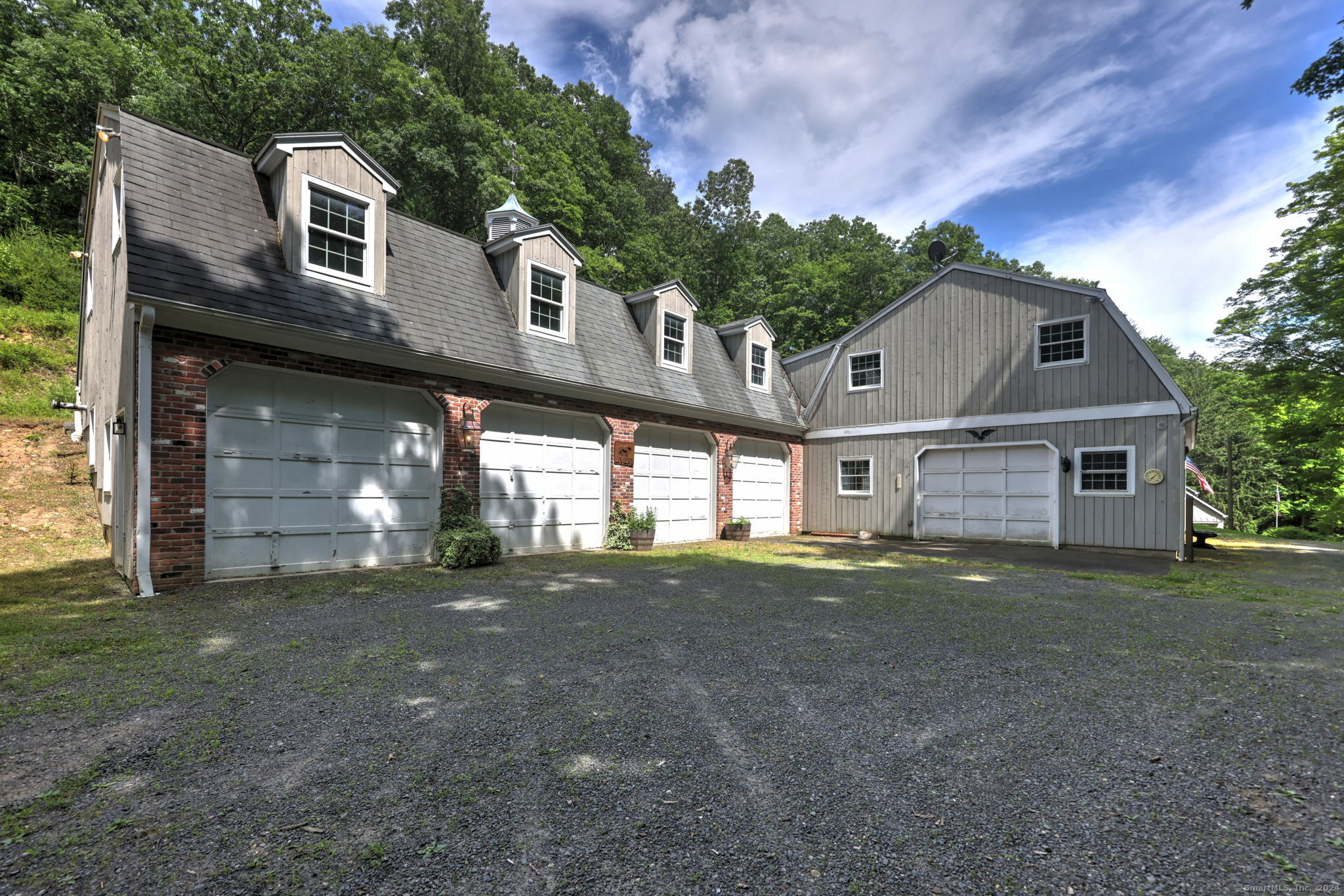 1144 Amity Road
