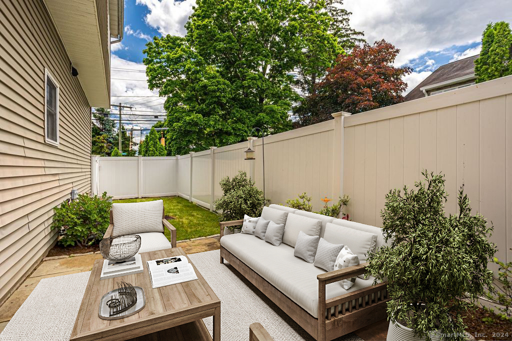 604 Hope Street APT 1