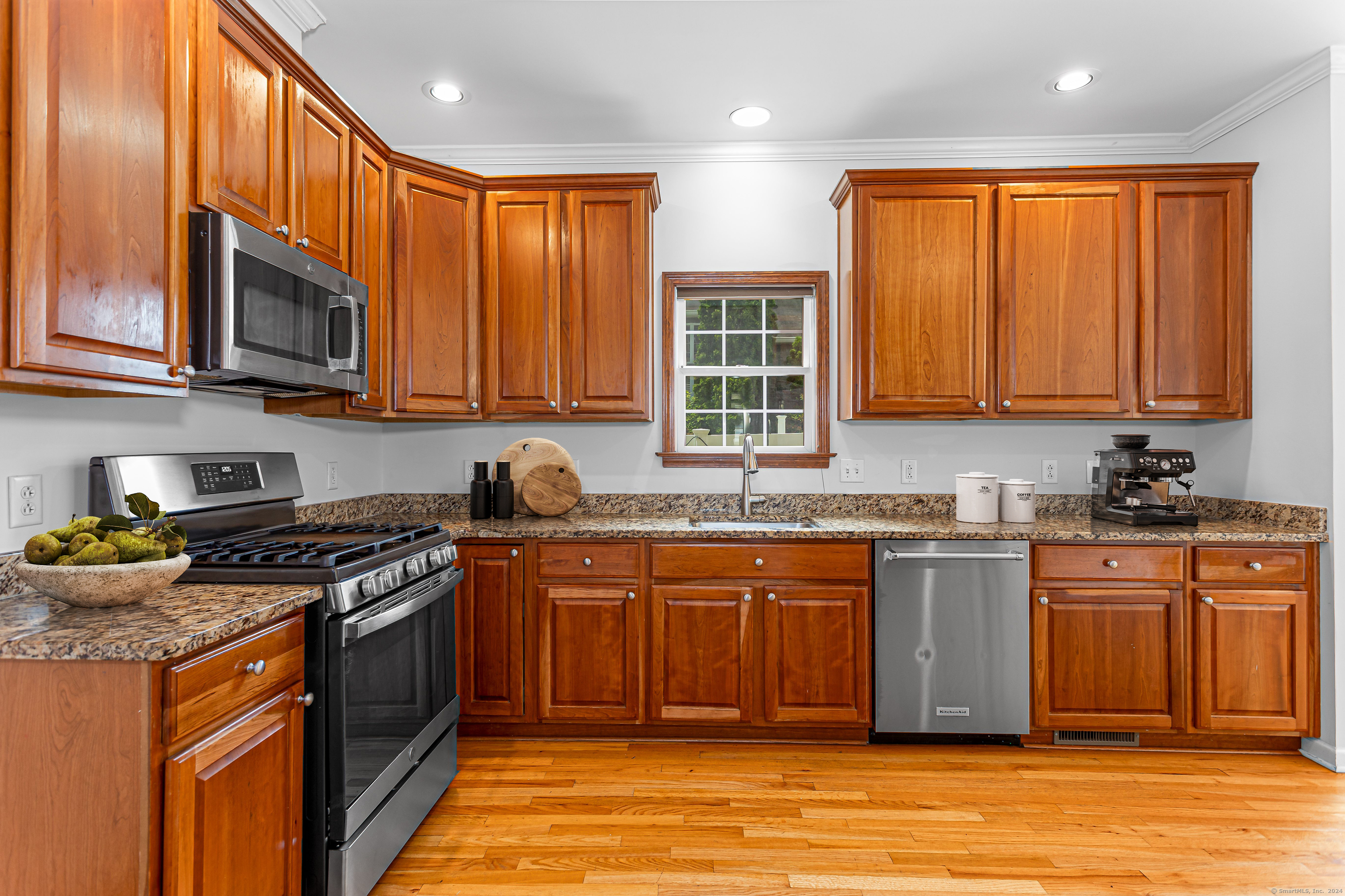 604 Hope Street APT 1