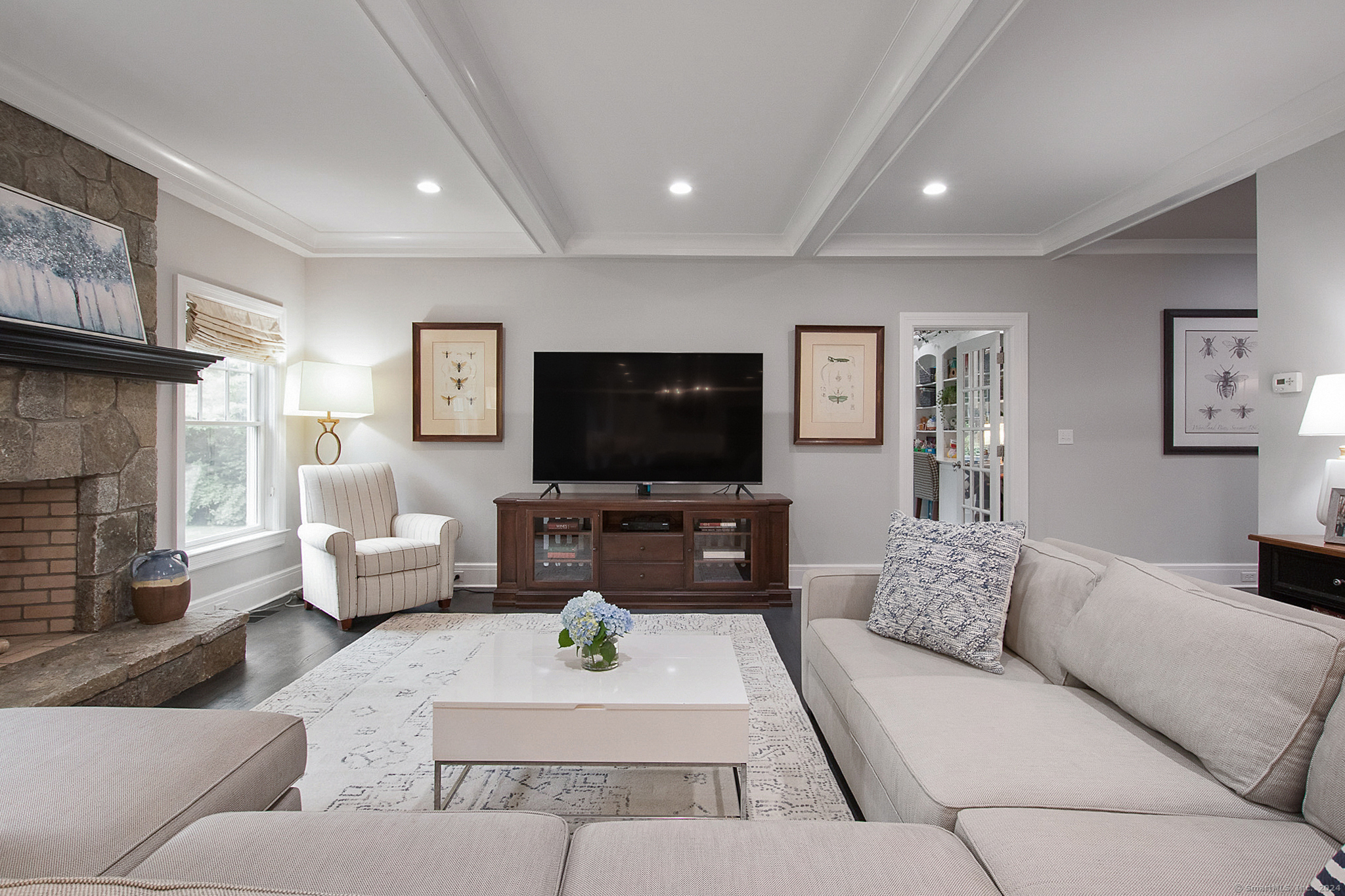 2 Topfield Road