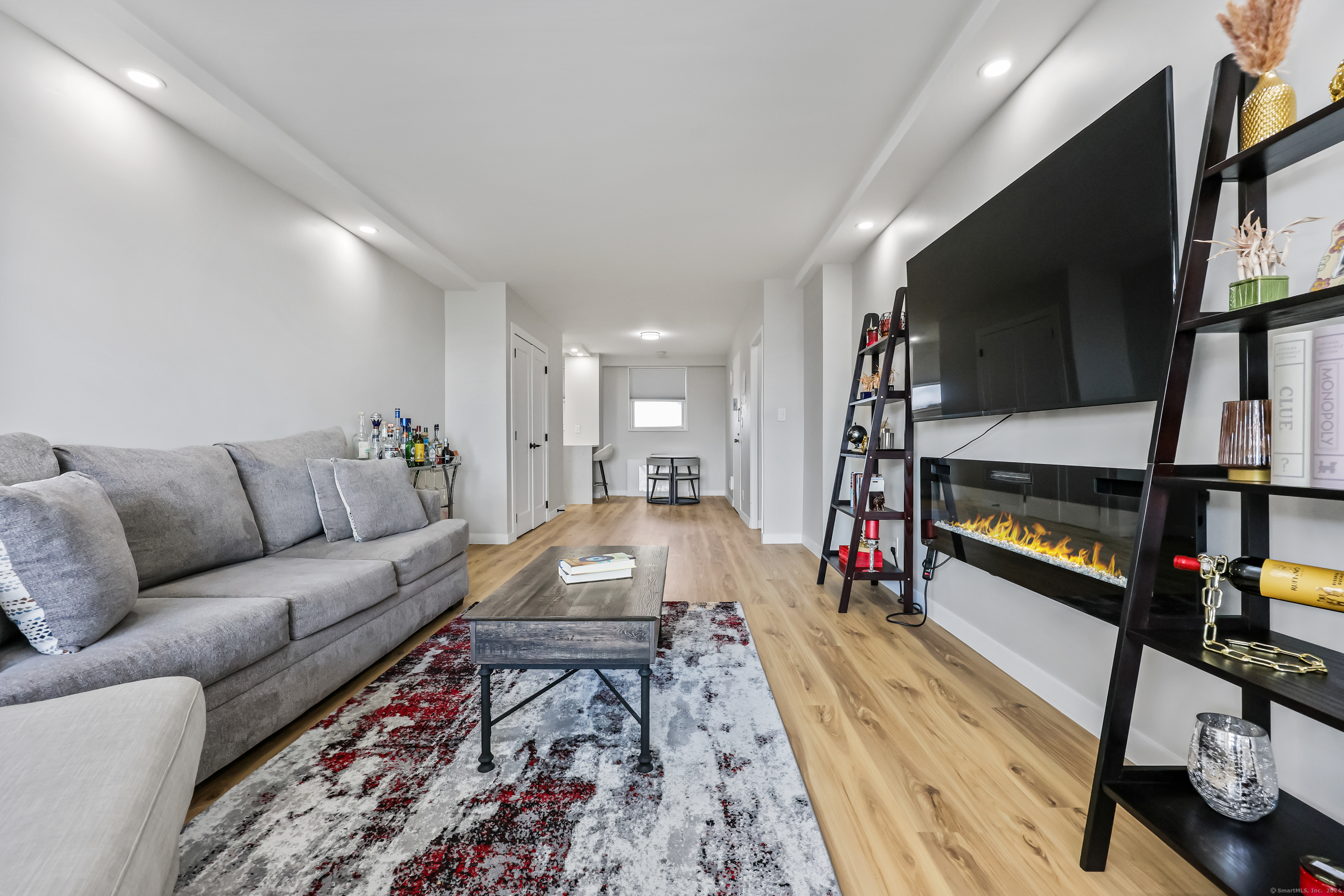 444 Bedford Street APT 6P