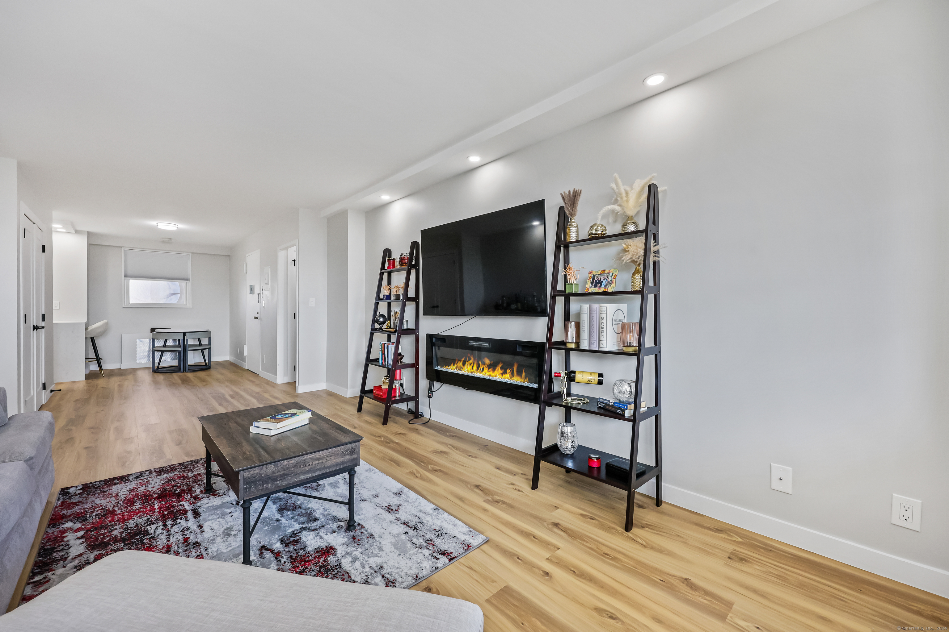 444 Bedford Street APT 6P