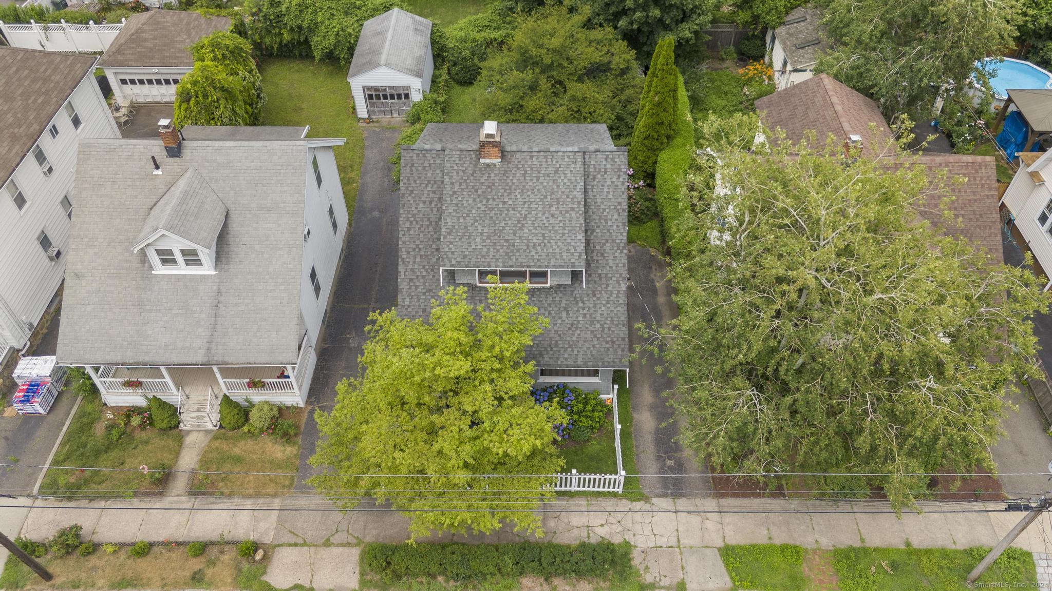 490 Courtland Avenue