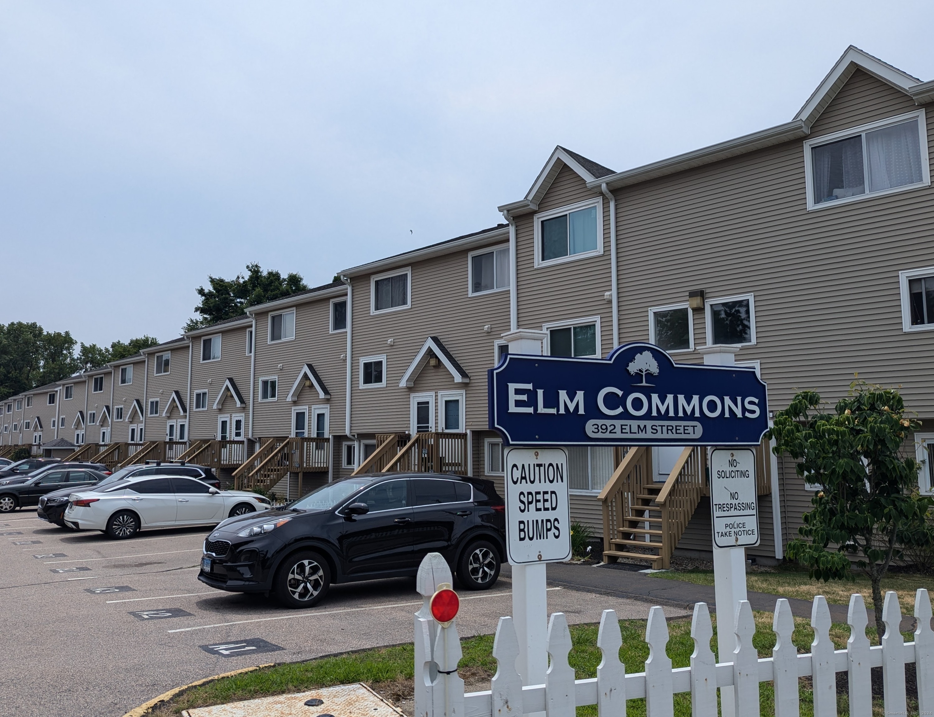 392 Elm Street APT E1