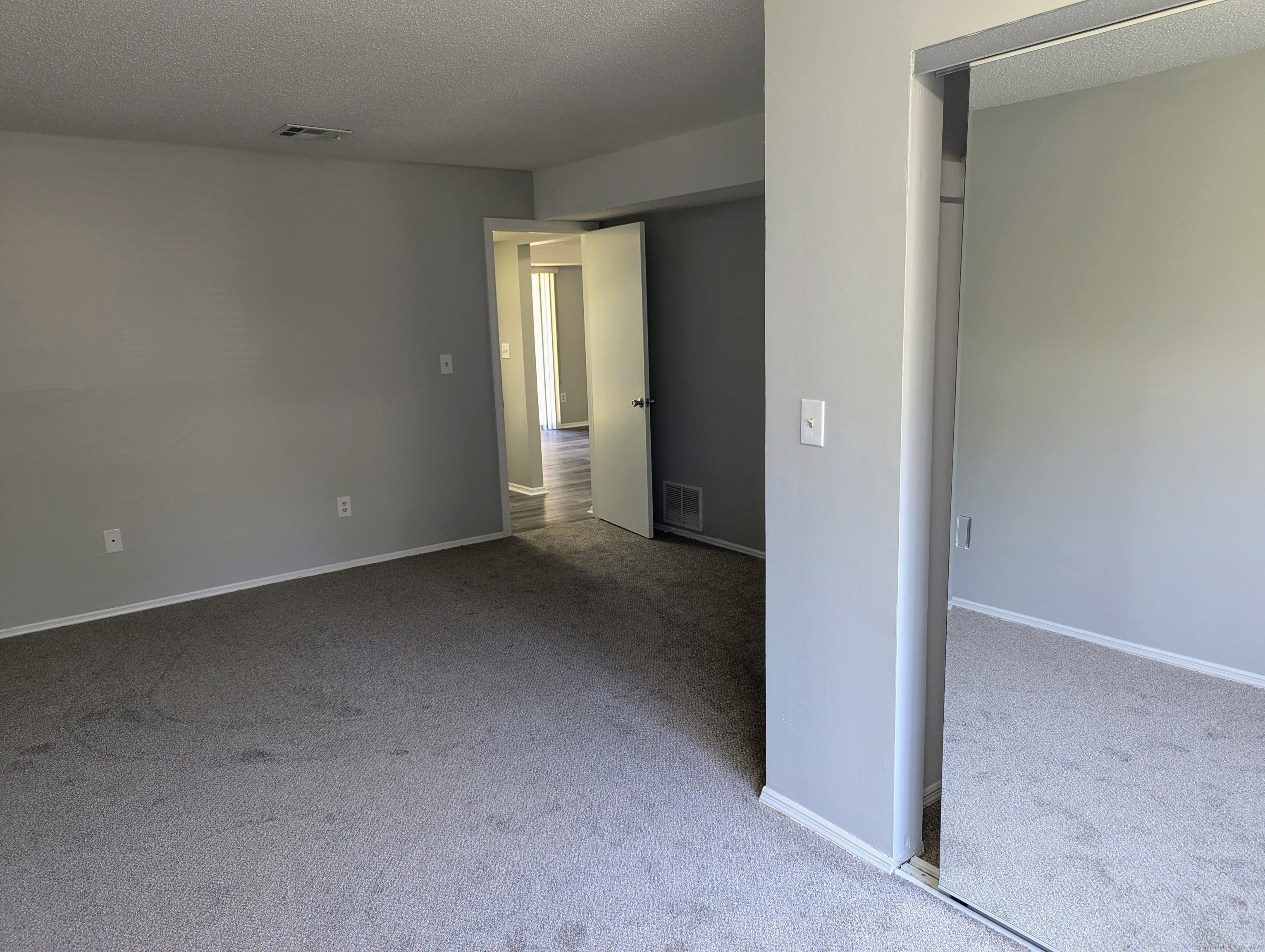 392 Elm Street APT E1