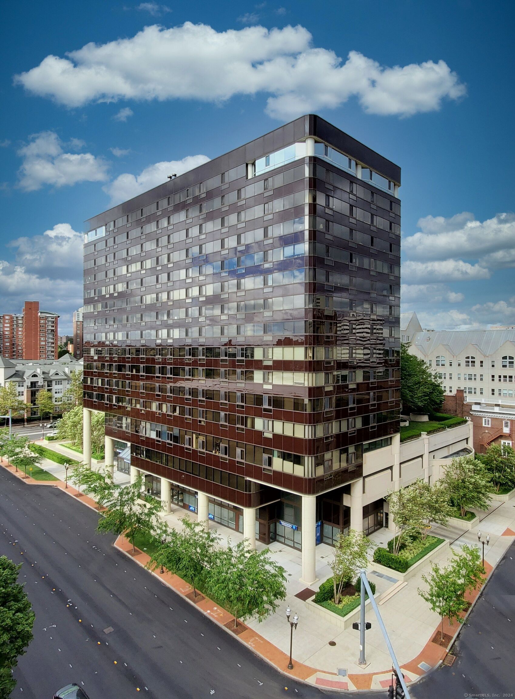 127 Greyrock Place 1110