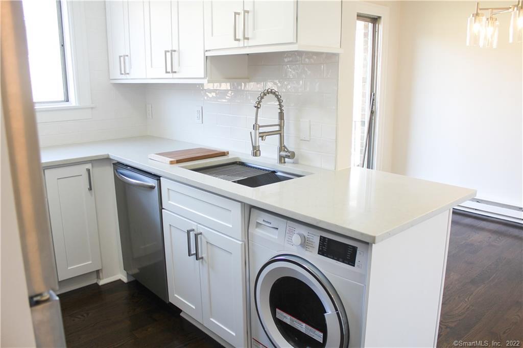 85 Acorn Street 85