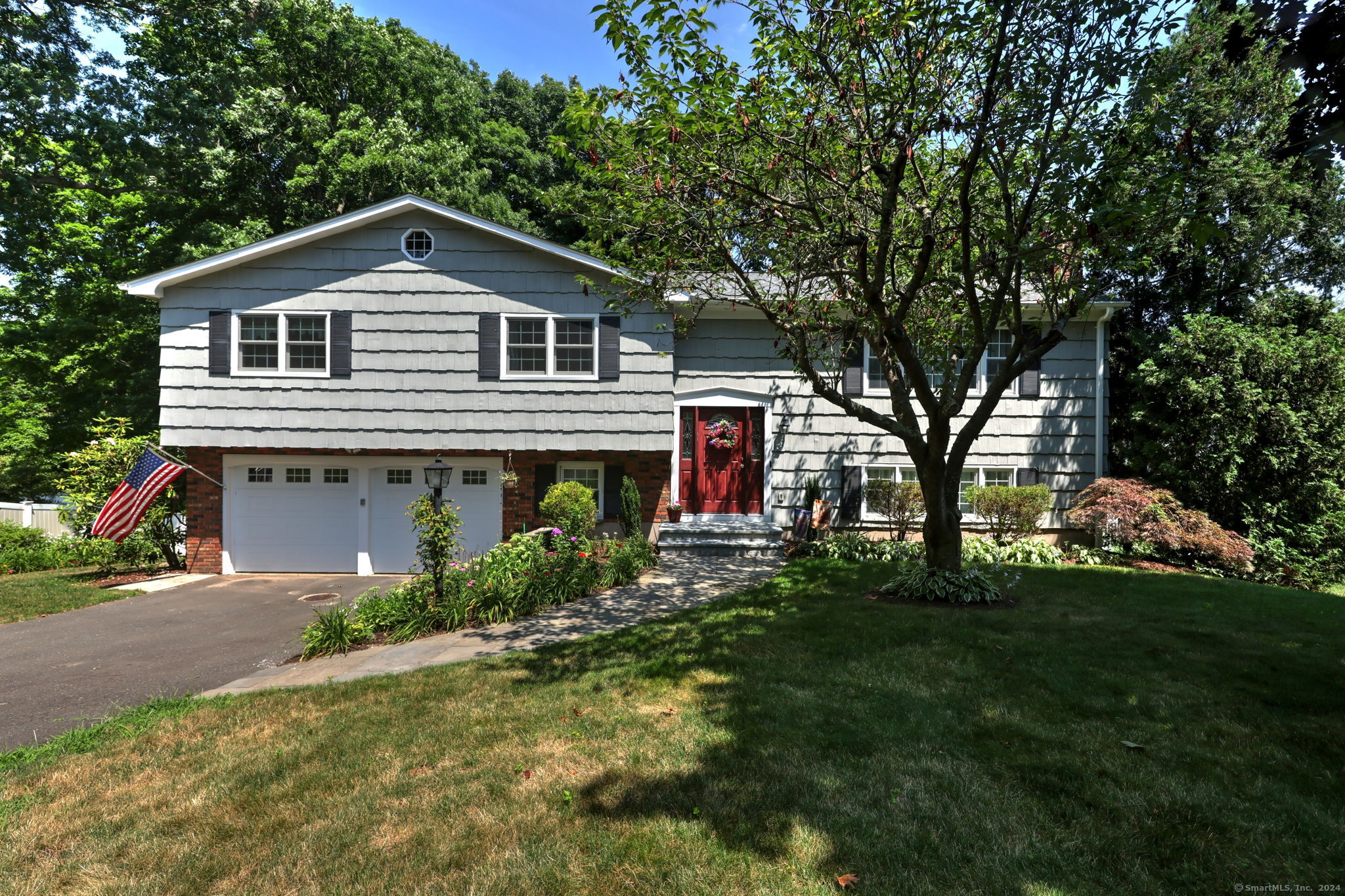 42 Linden Avenue