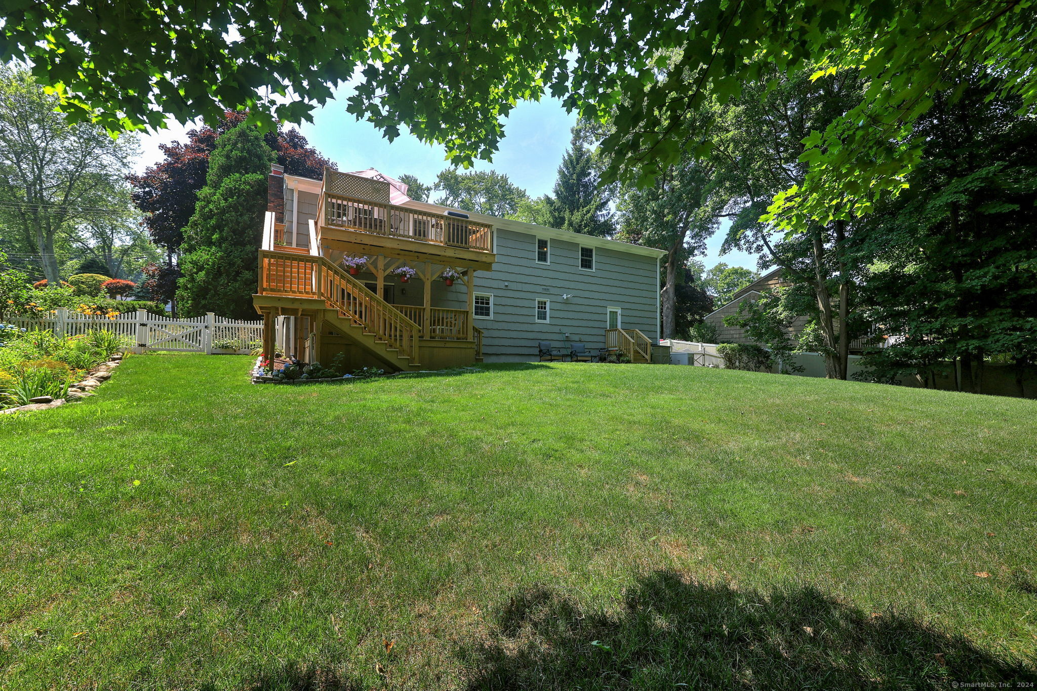 42 Linden Avenue