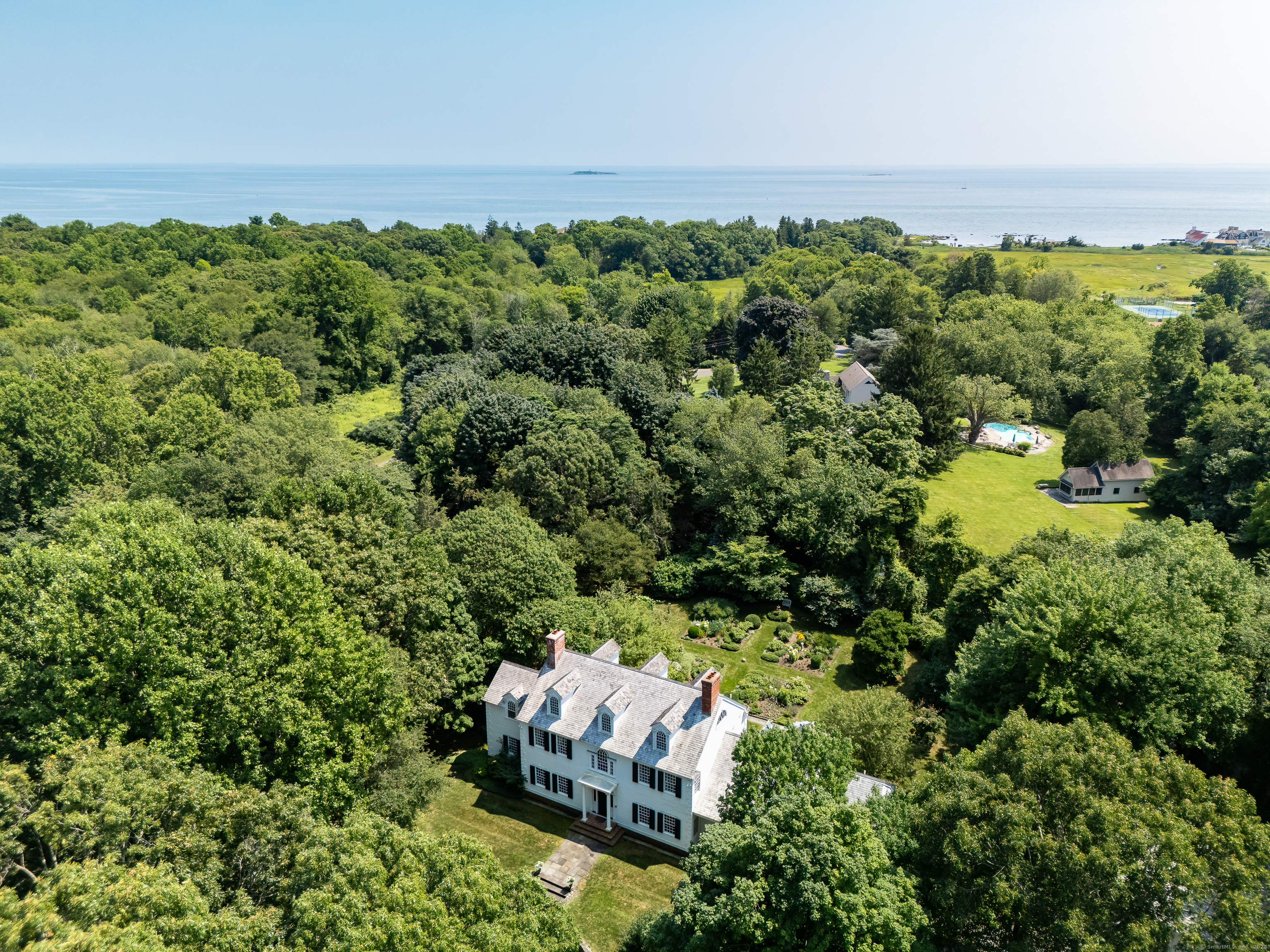 221 Vineyard Point Road