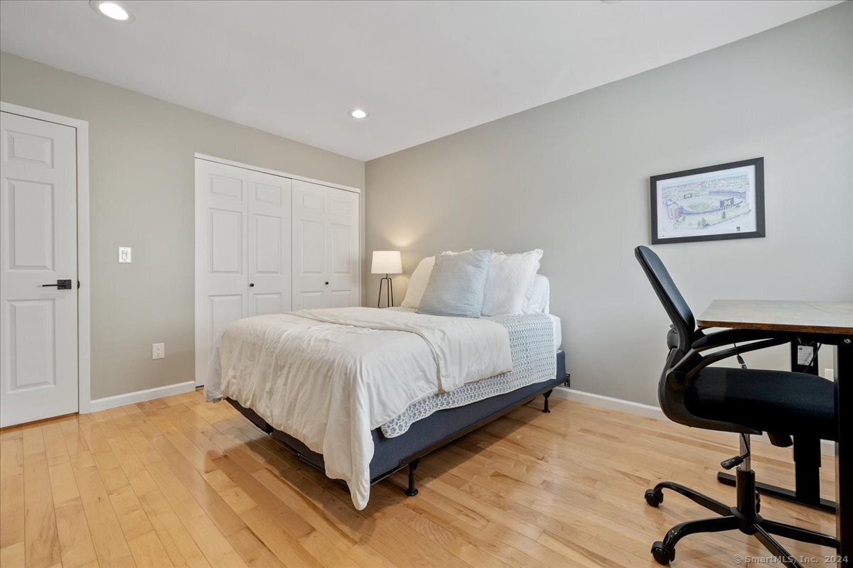 25 2nd Street APT B2