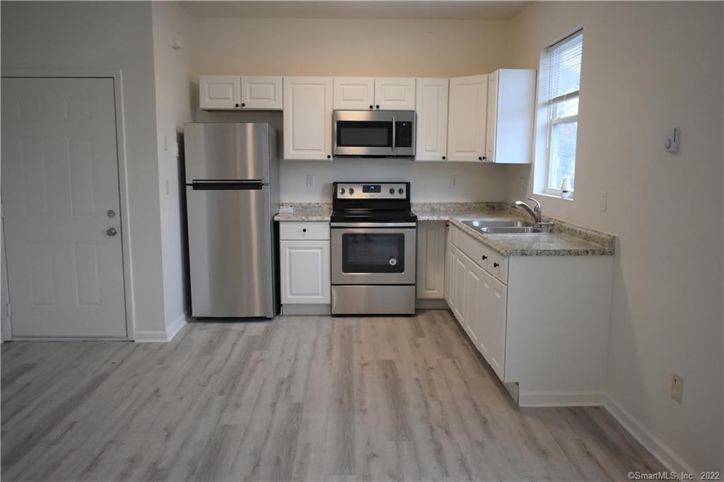 166 Bridgeport Avenue 2L