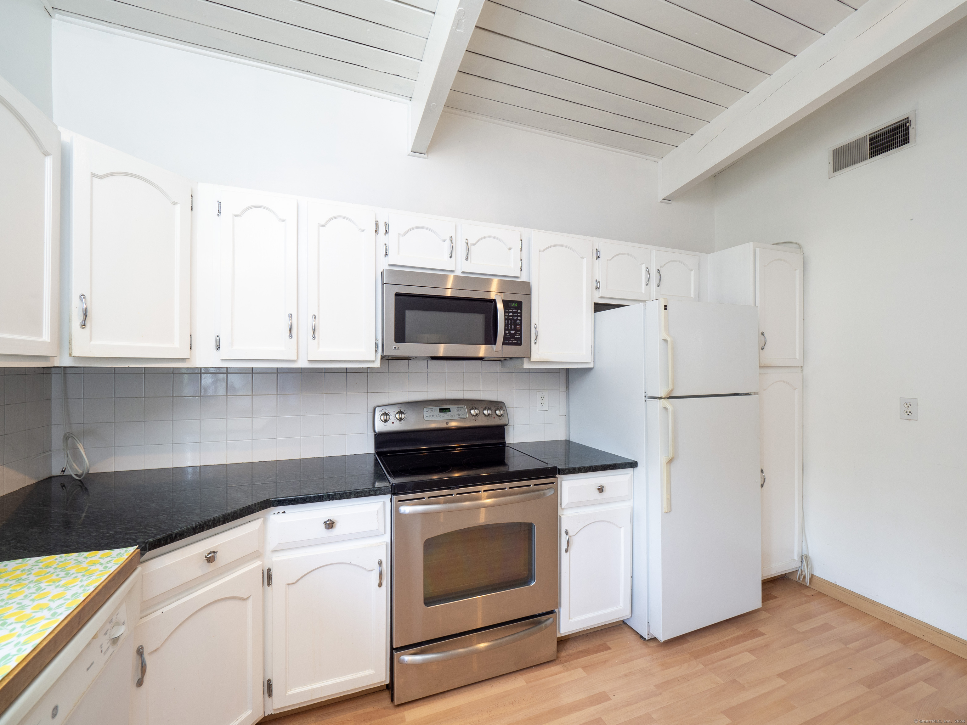 93 Ledgebrook Drive 93