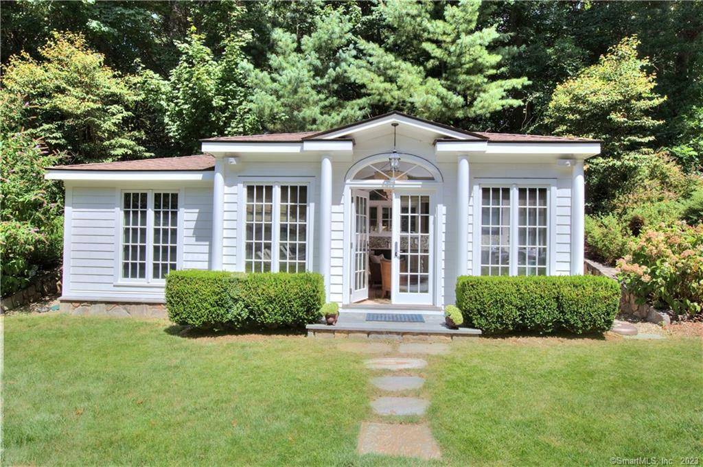 62 Weston Road