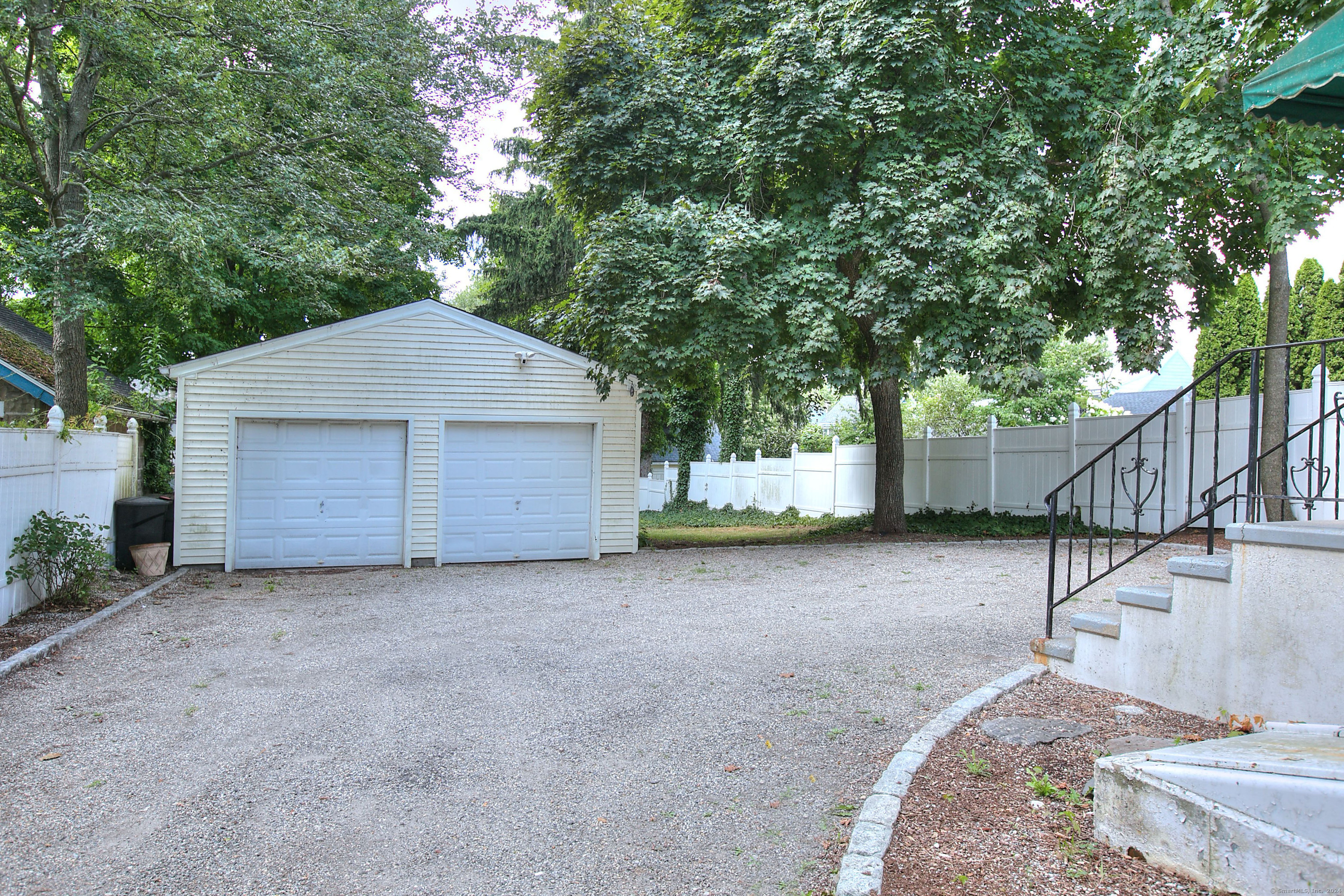 366 Suburban Avenue