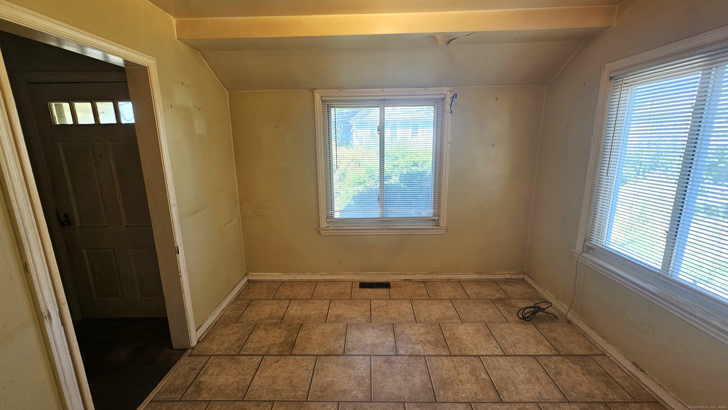 18 Sention Avenue