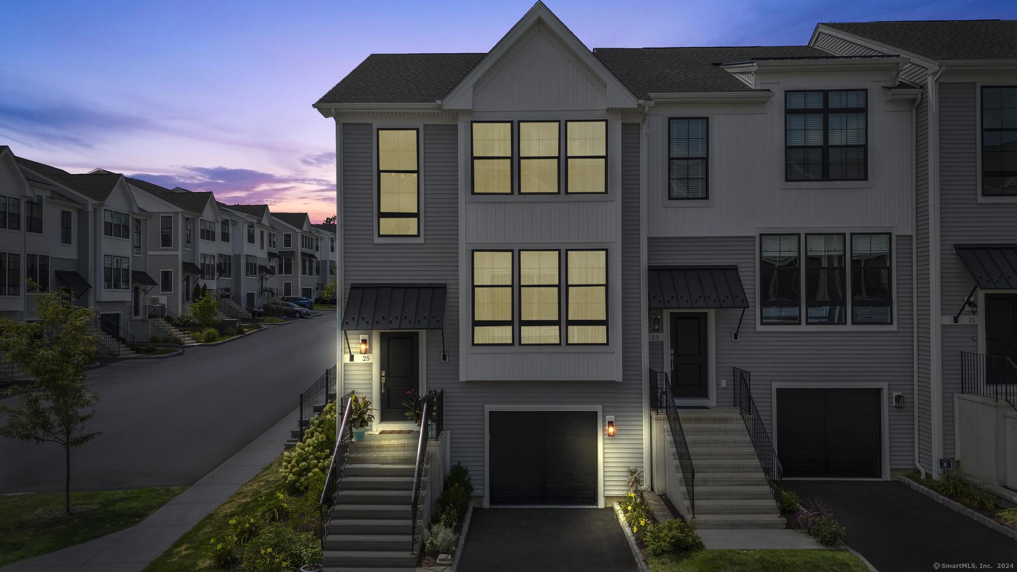 25 East Cross Trail 25