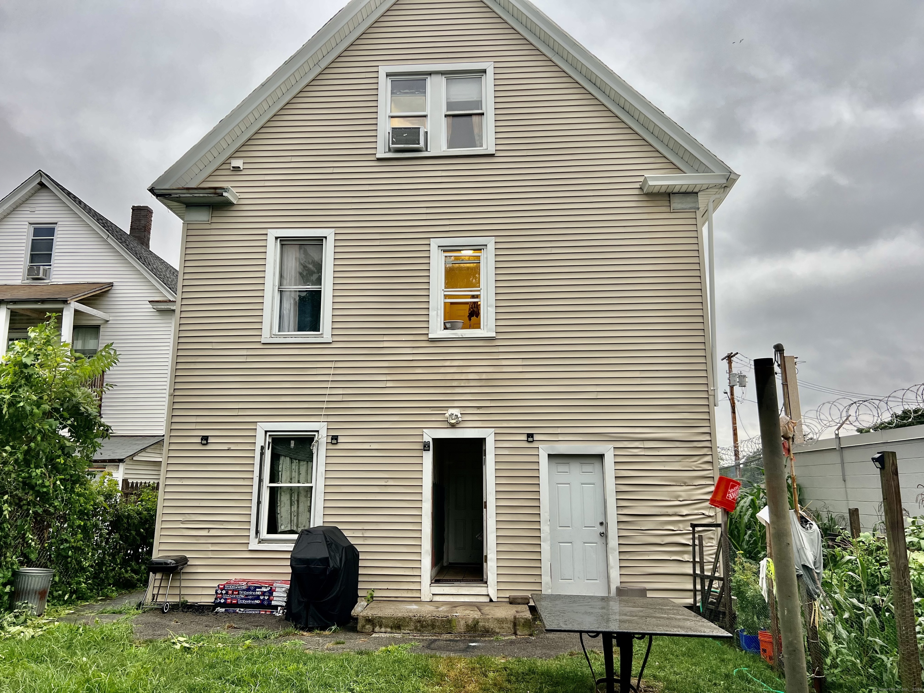 32-36 Wakeman Street