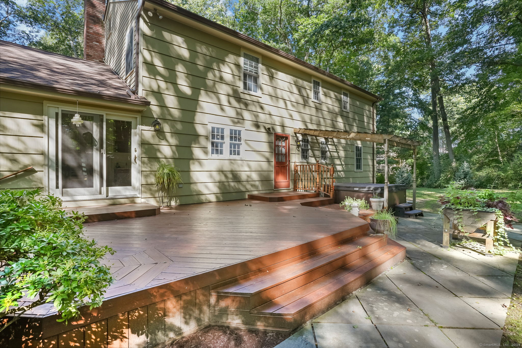 37 Old Hollow Road
