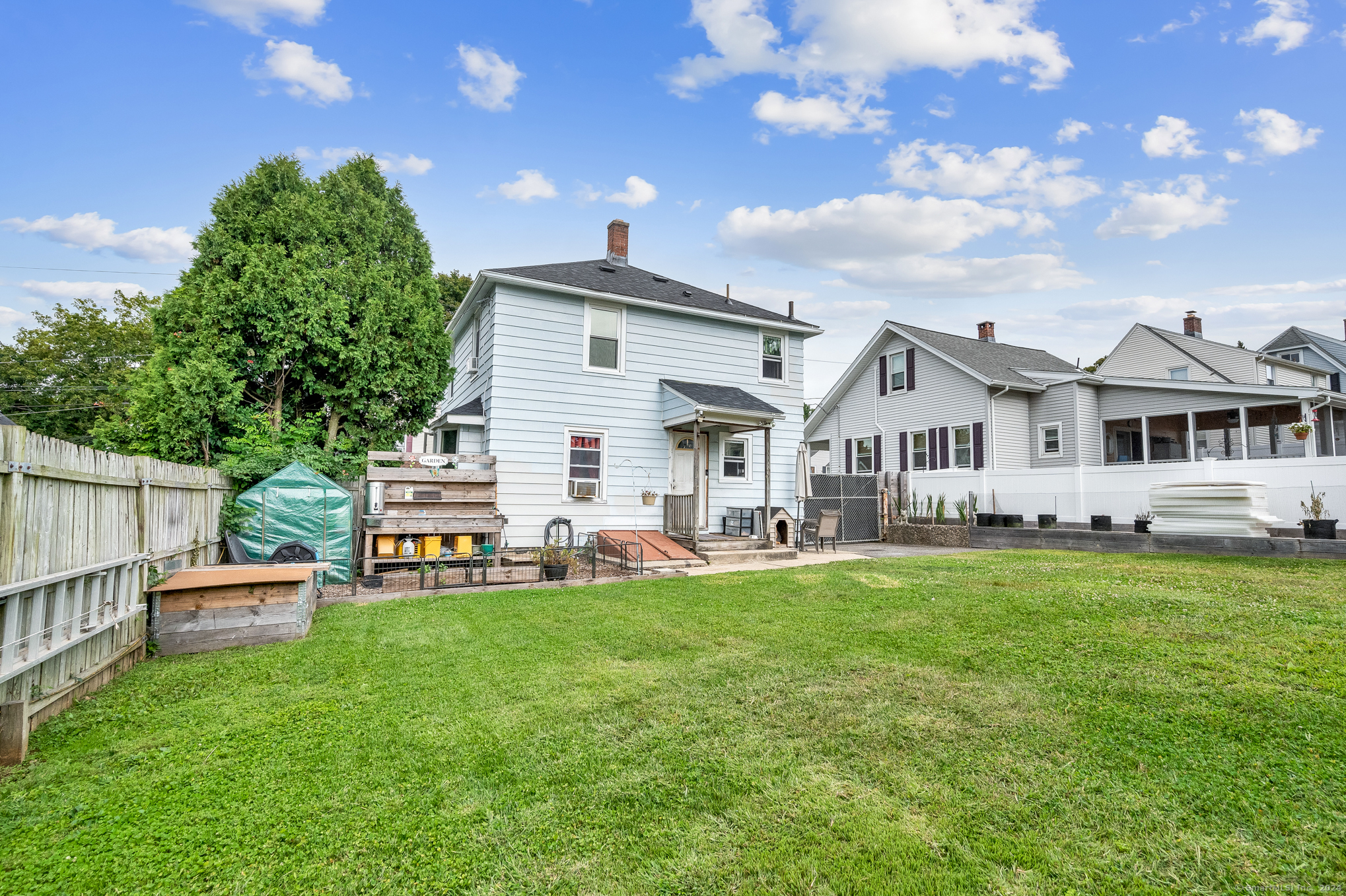 27 Beebe Street