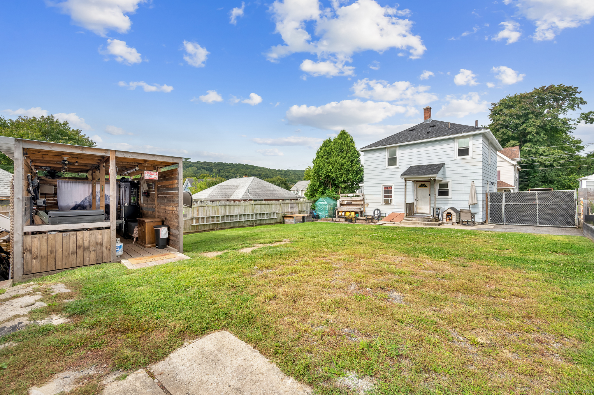 27 Beebe Street