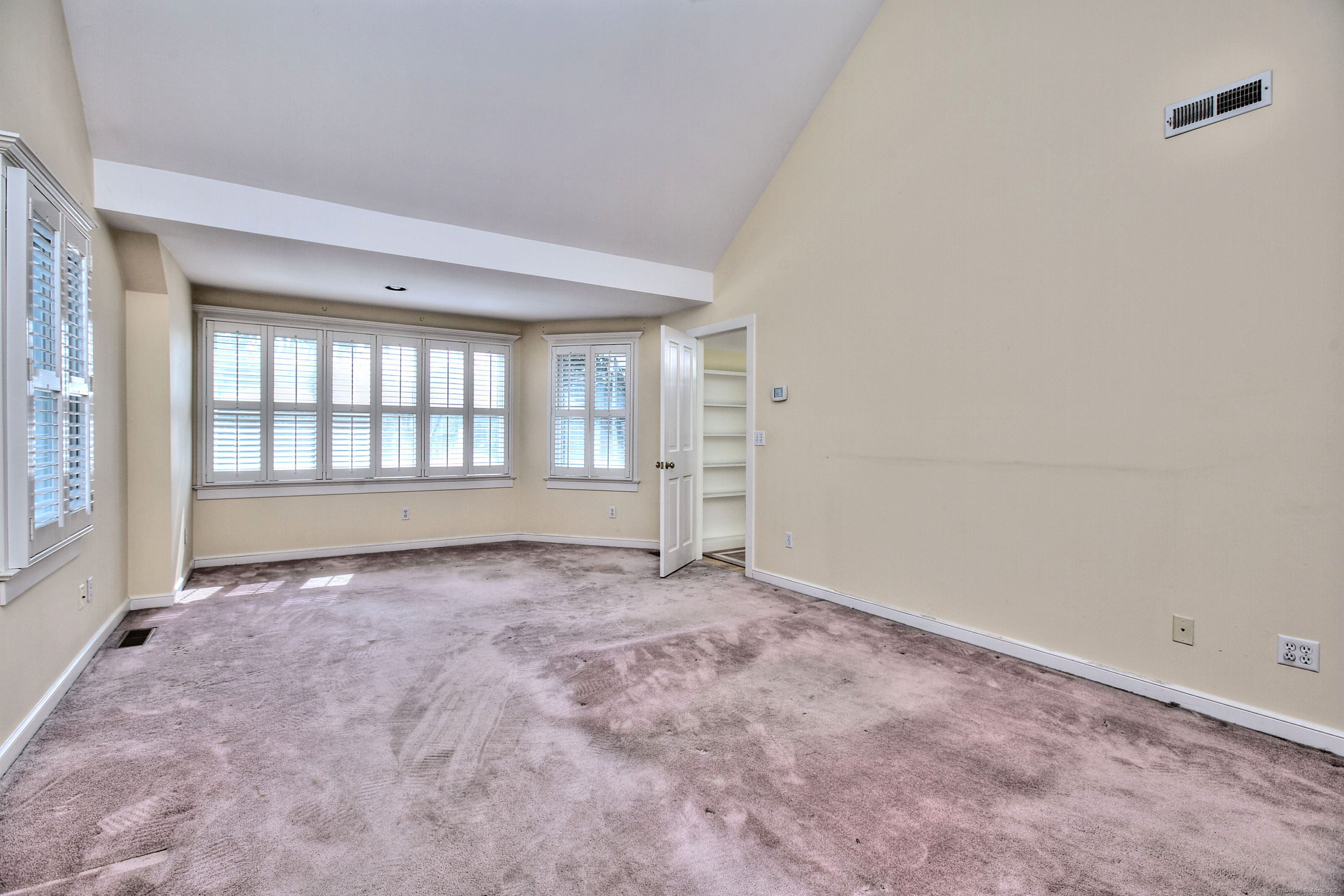152 Sherman Court 152